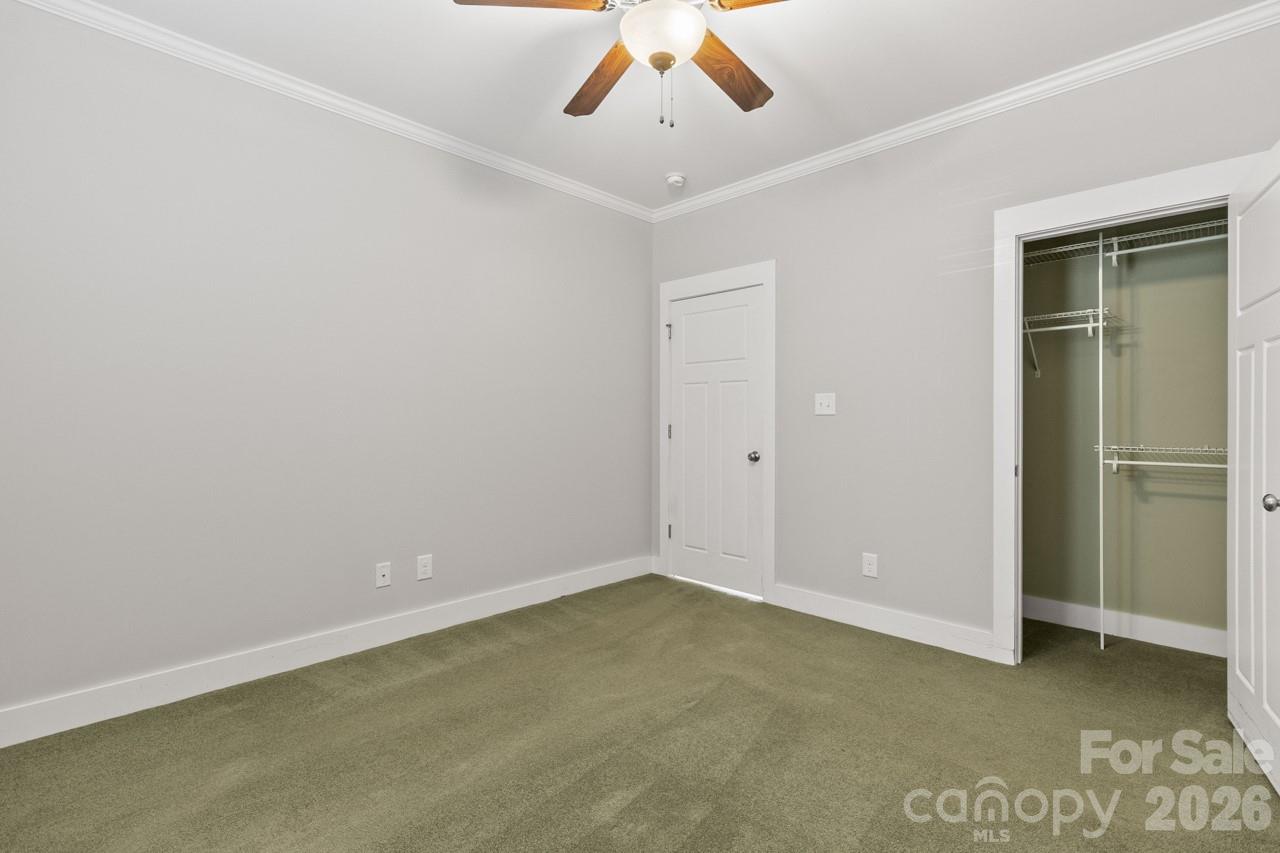 2411 Carriage Lane — Lincolnton