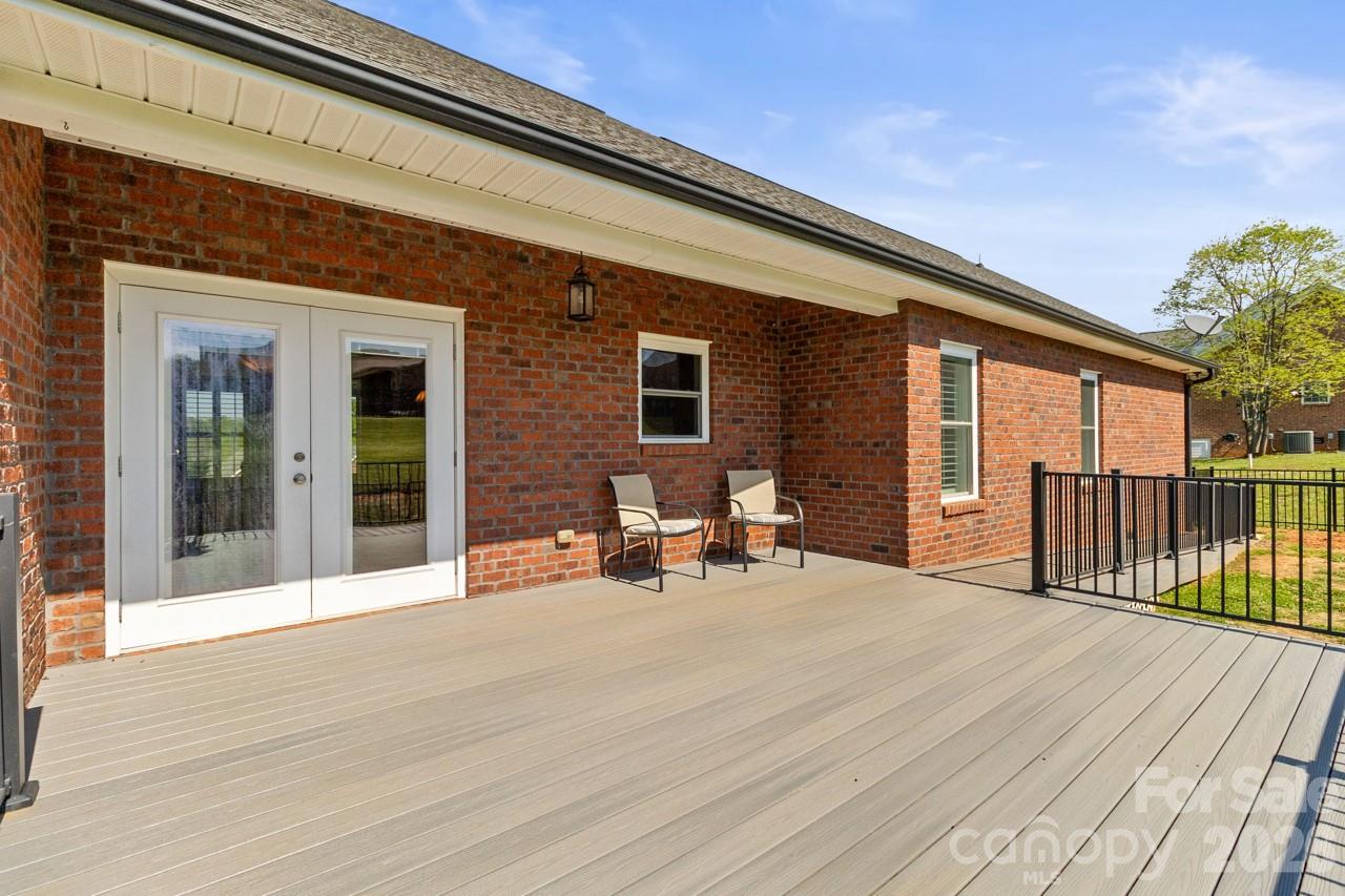 2411 Carriage Lane — Lincolnton