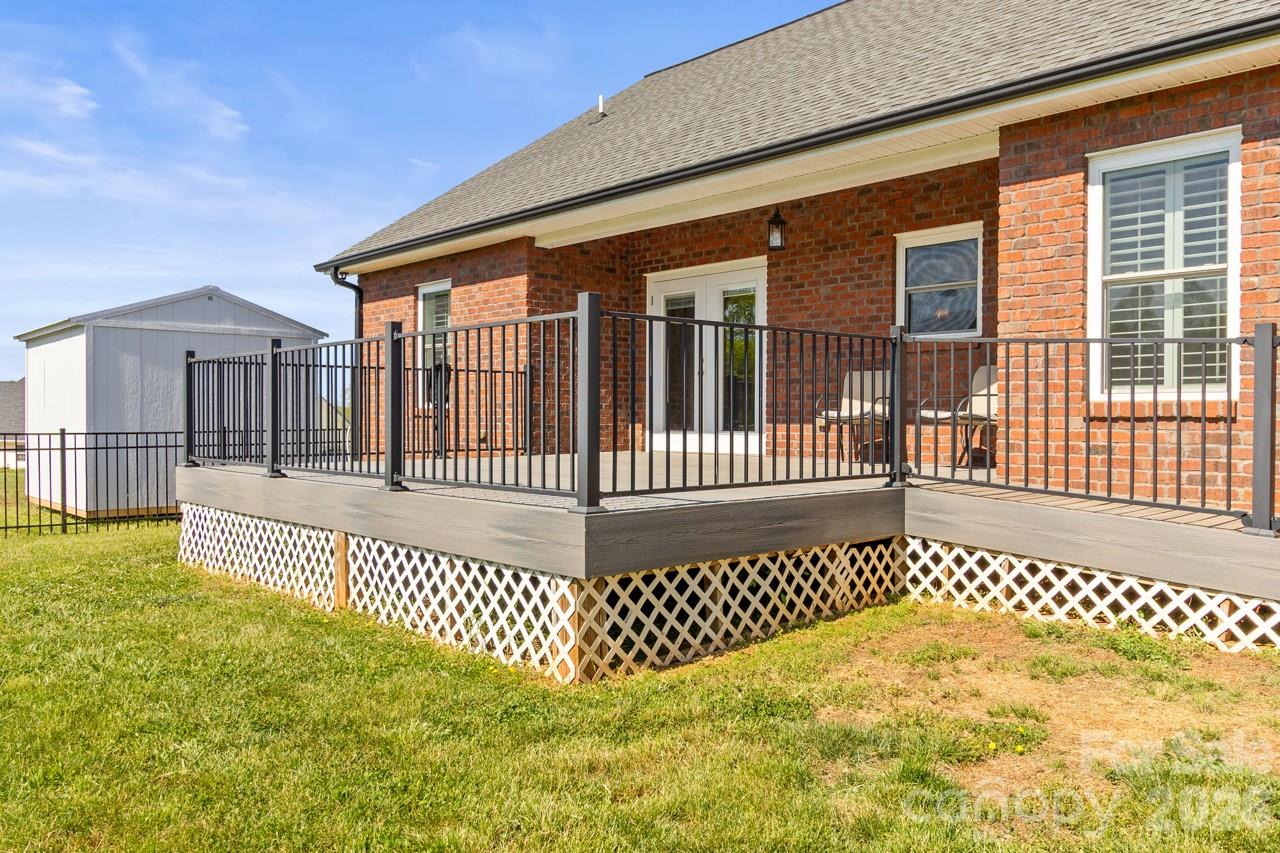 2411 Carriage Lane — Lincolnton