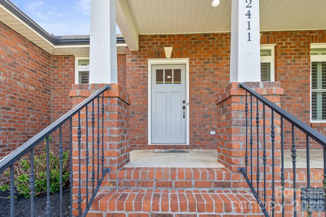 2411 Carriage Lane — Lincolnton
