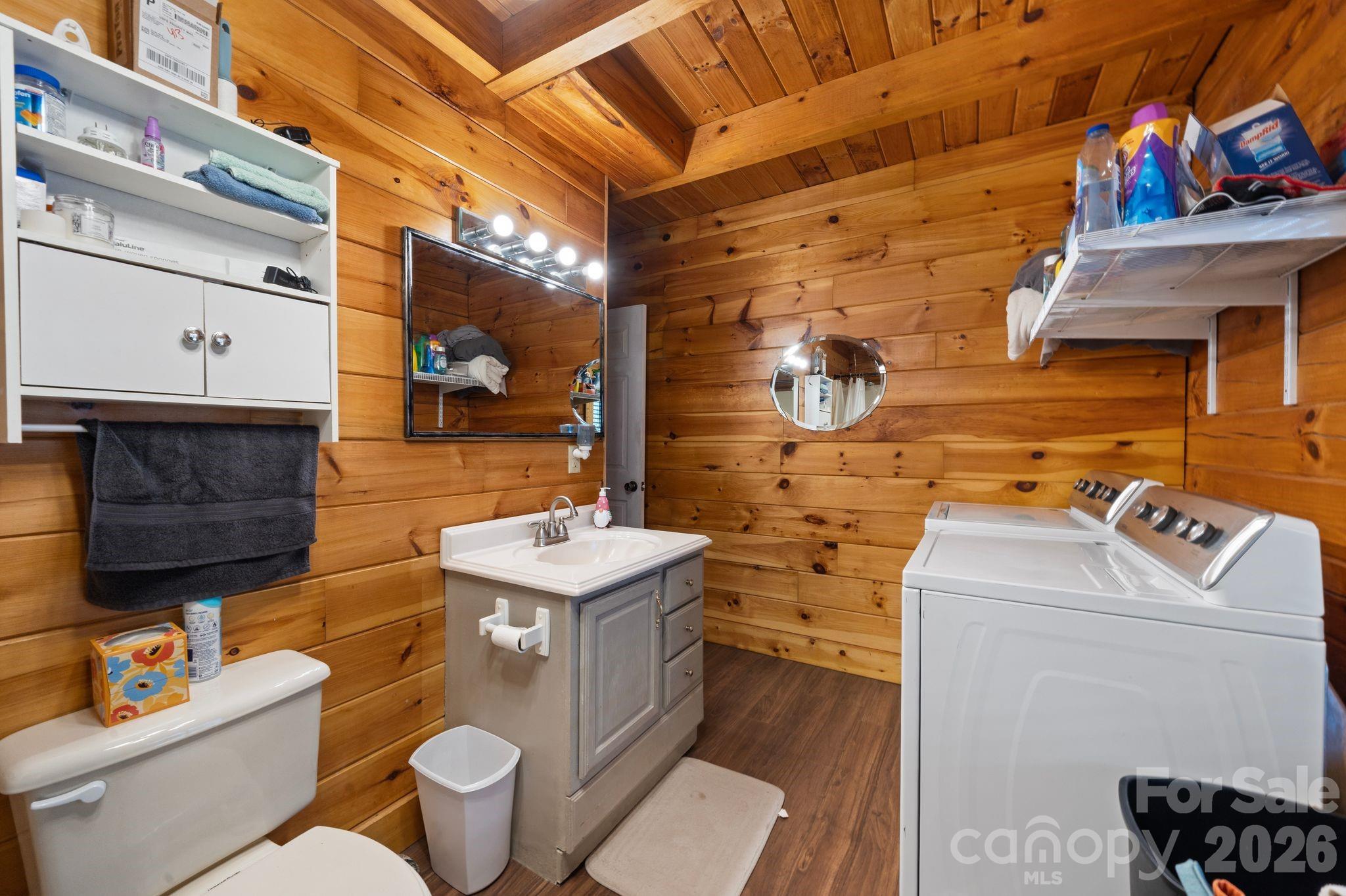 4065 Deal Mill Road — Granite Falls