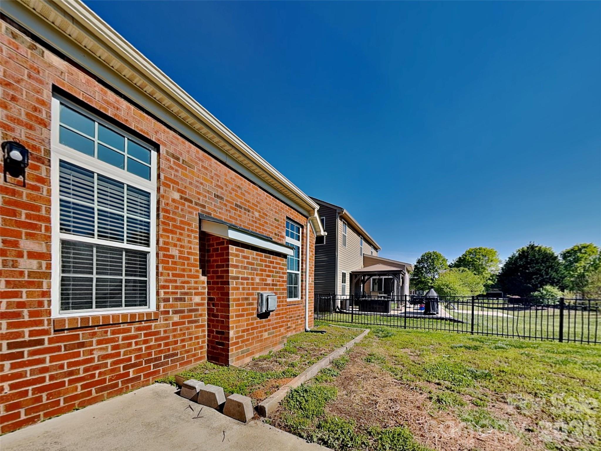 2507 Post Oak Lane — Gastonia