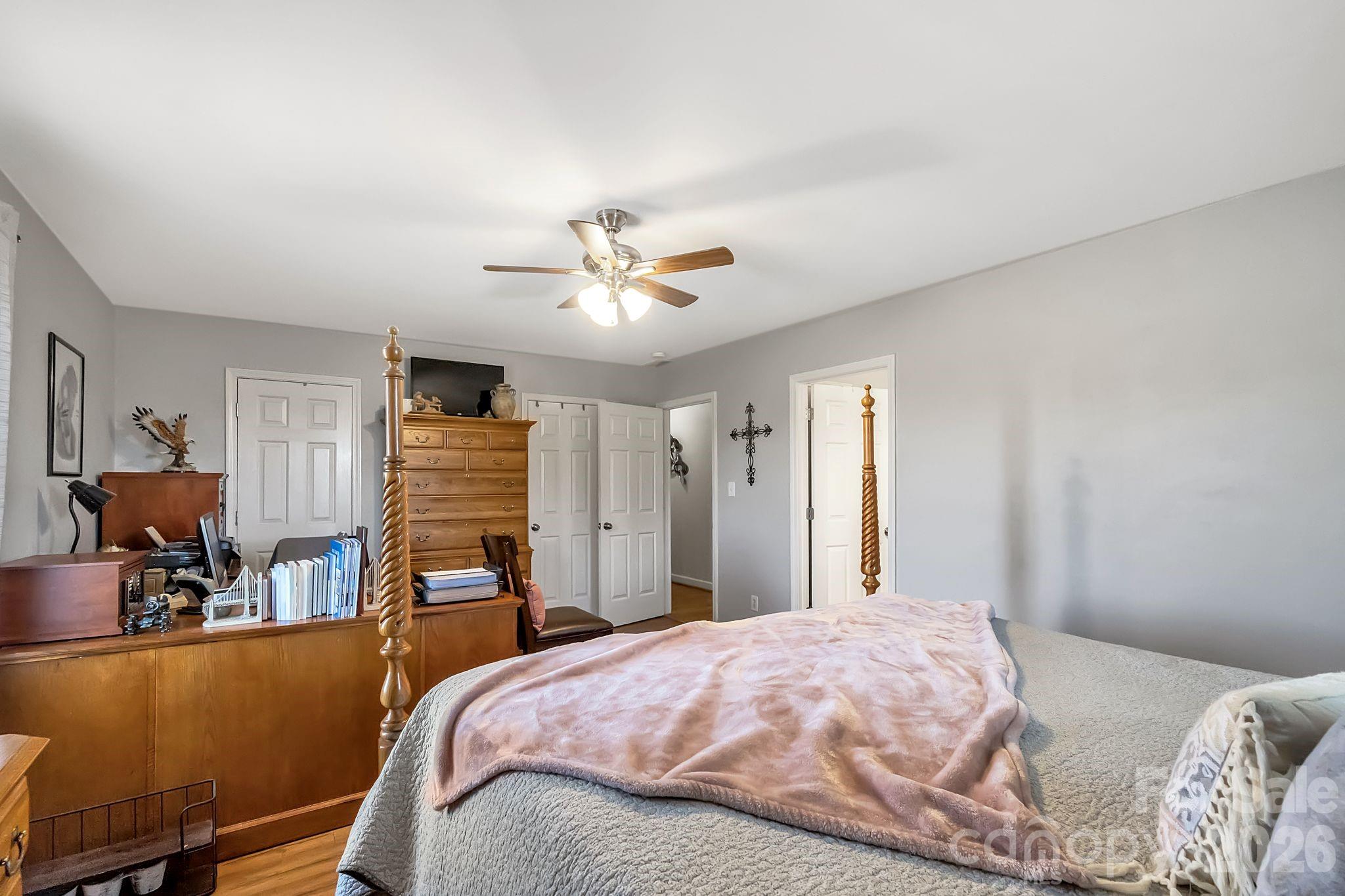 5507 Land Harbour Drive — Granite Falls