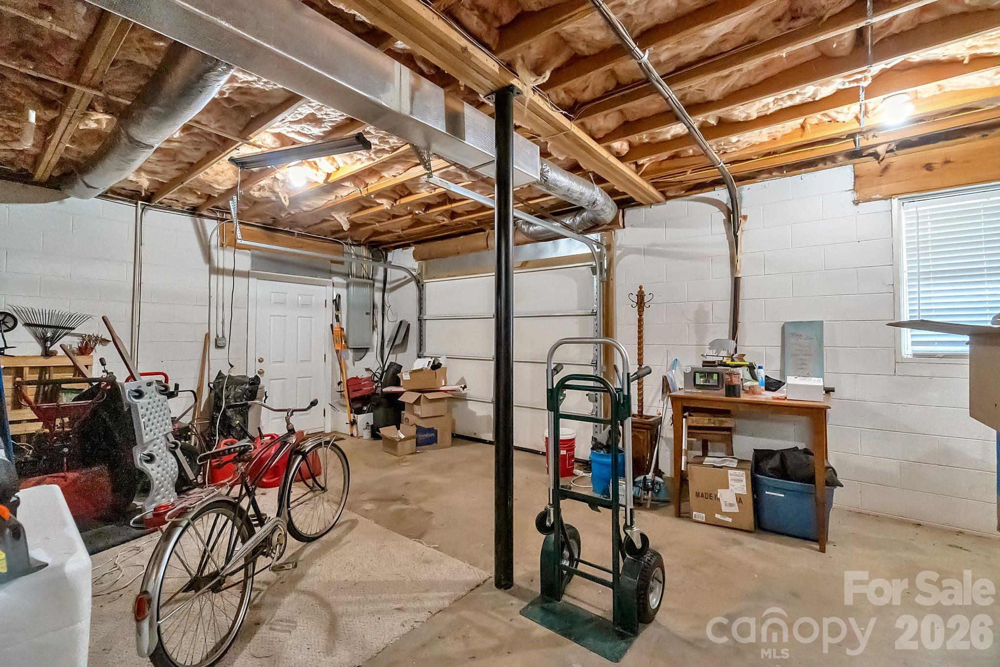 5507 Land Harbour Drive — Granite Falls