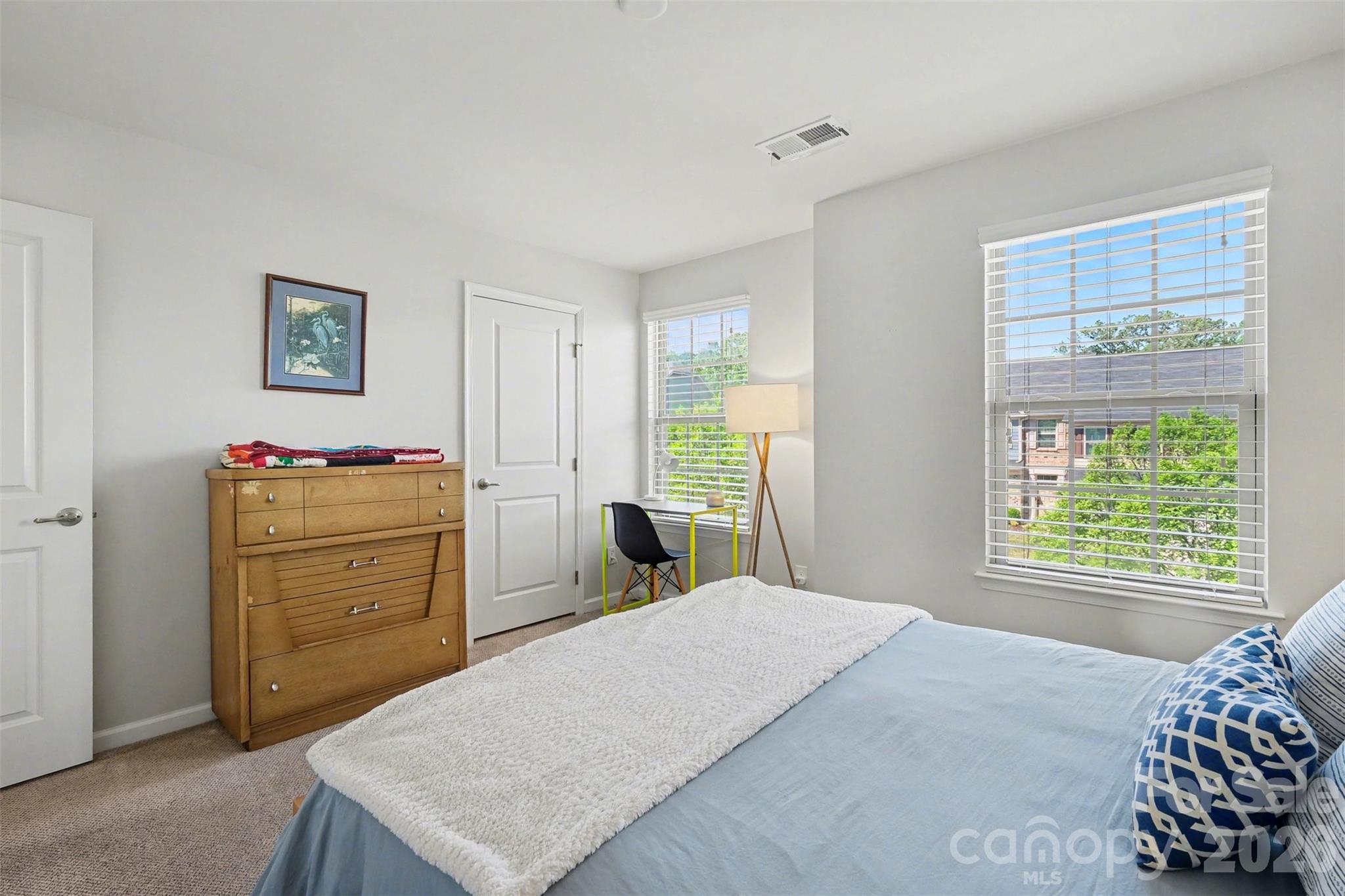 2459 Alyssa Lane — Charlotte