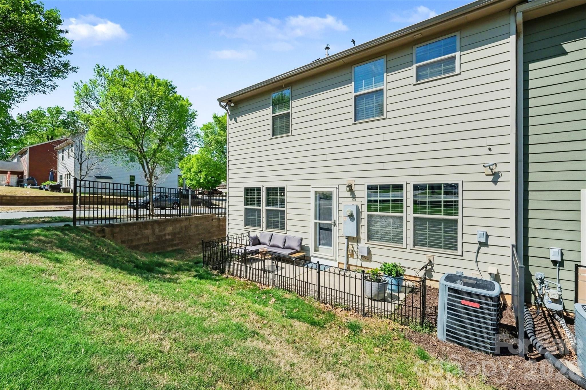 2459 Alyssa Lane — Charlotte