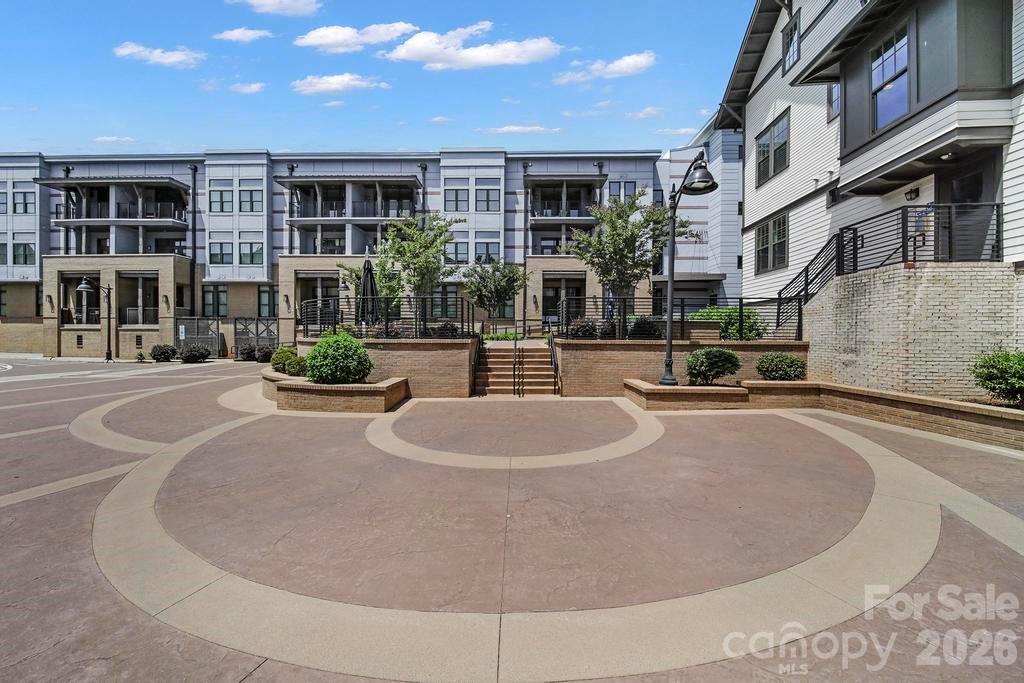2401 Euclid Avenue #301 — Charlotte