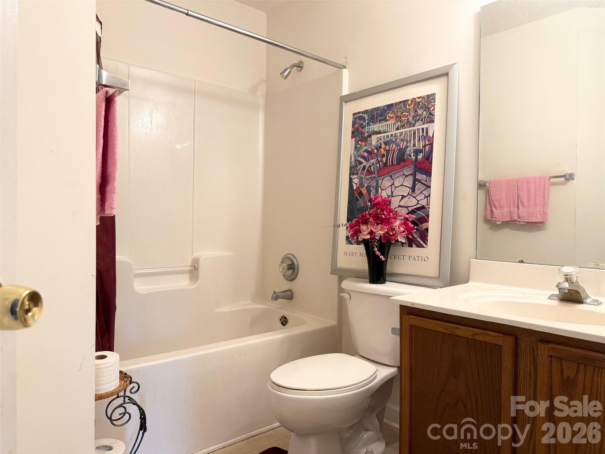4046 W Fairmeadow Drive — Lancaster