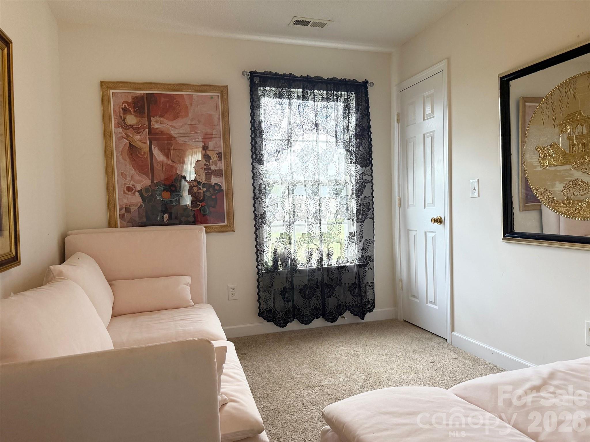 4046 W Fairmeadow Drive — Lancaster