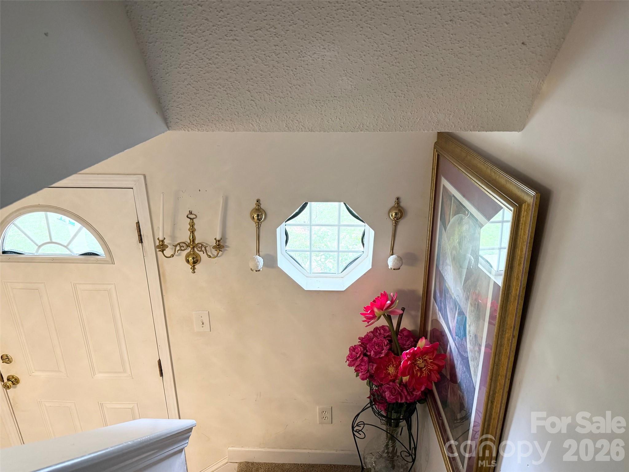 4046 W Fairmeadow Drive — Lancaster