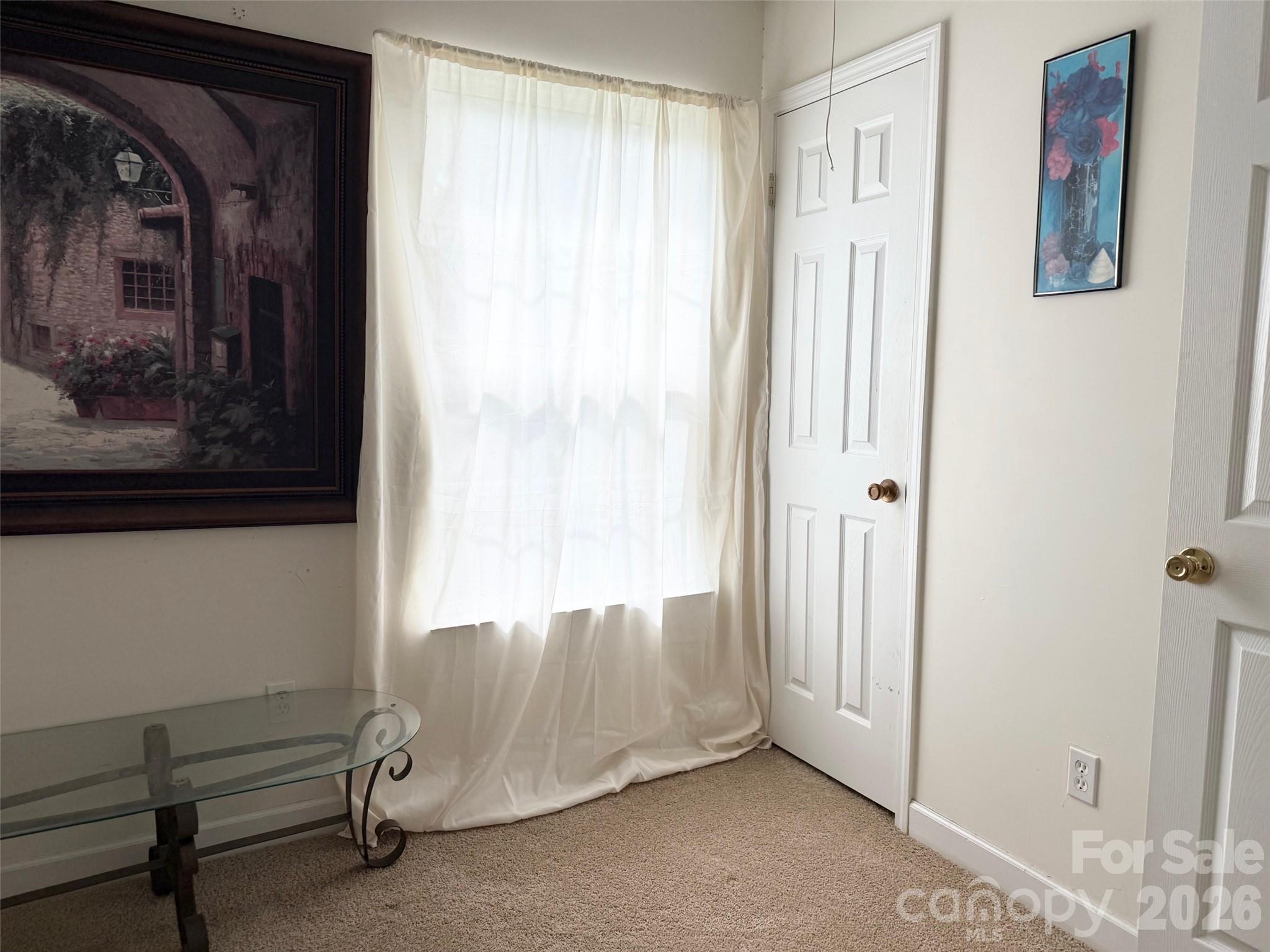 4046 W Fairmeadow Drive — Lancaster