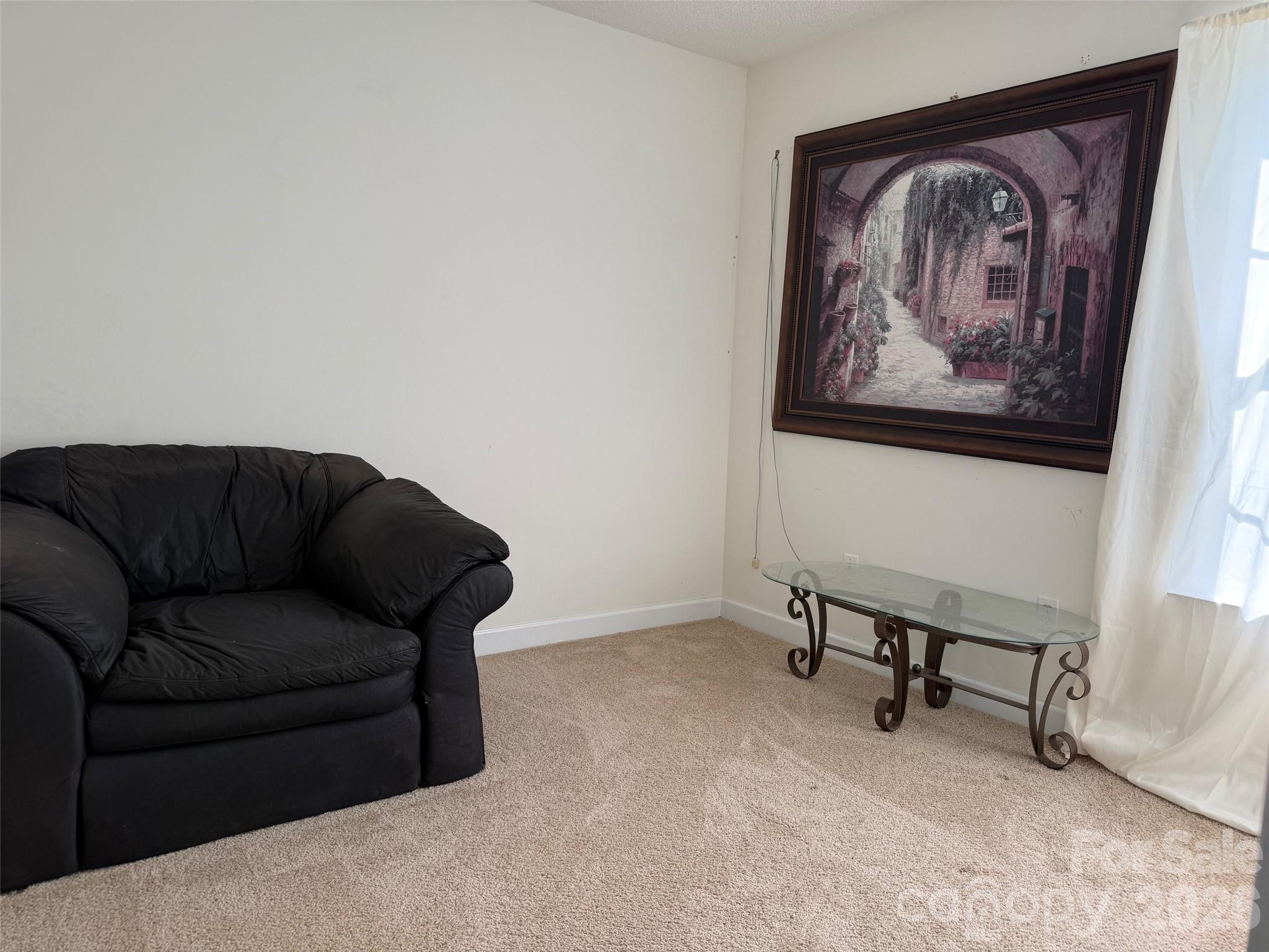 4046 W Fairmeadow Drive — Lancaster