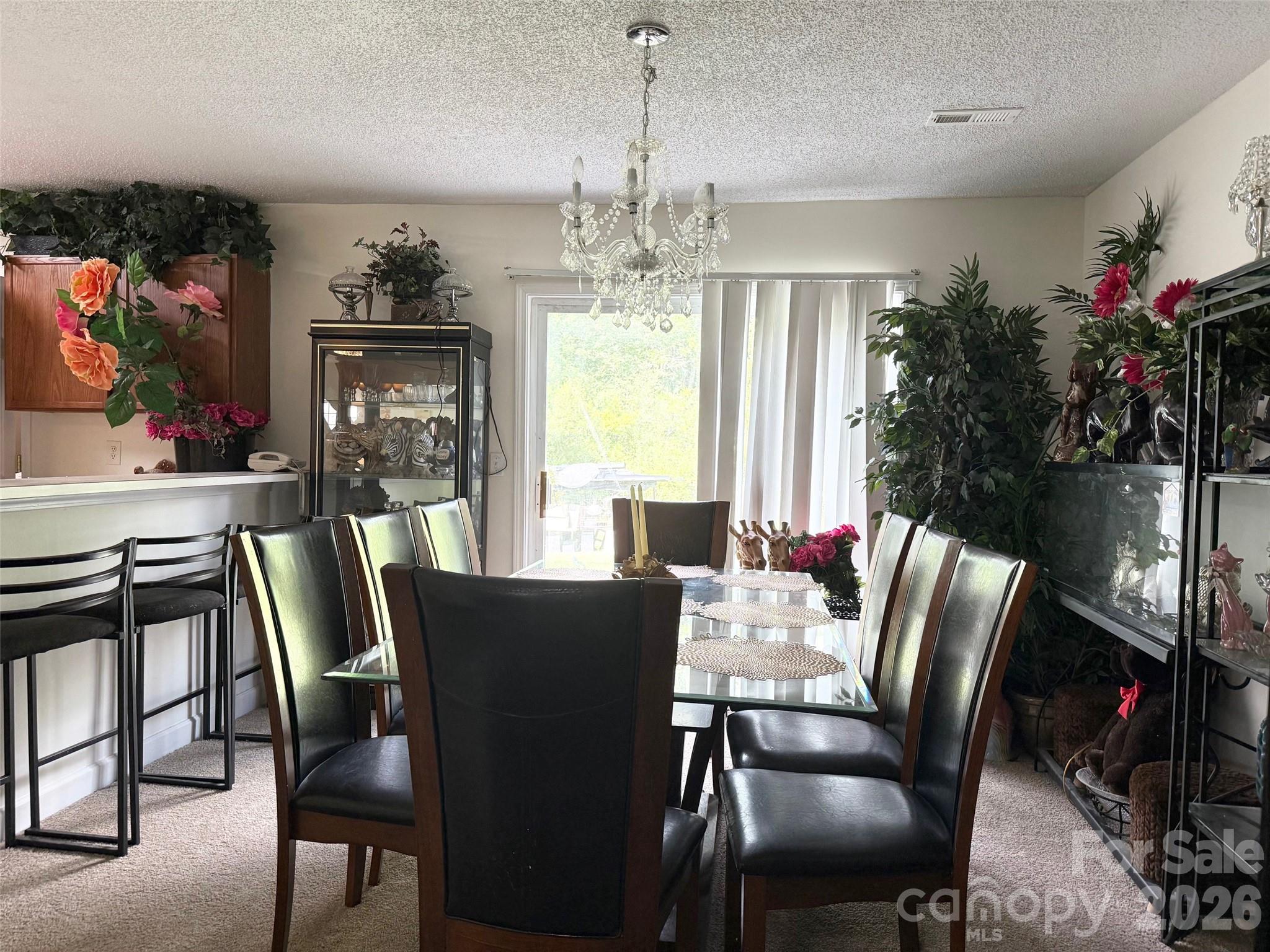 4046 W Fairmeadow Drive — Lancaster