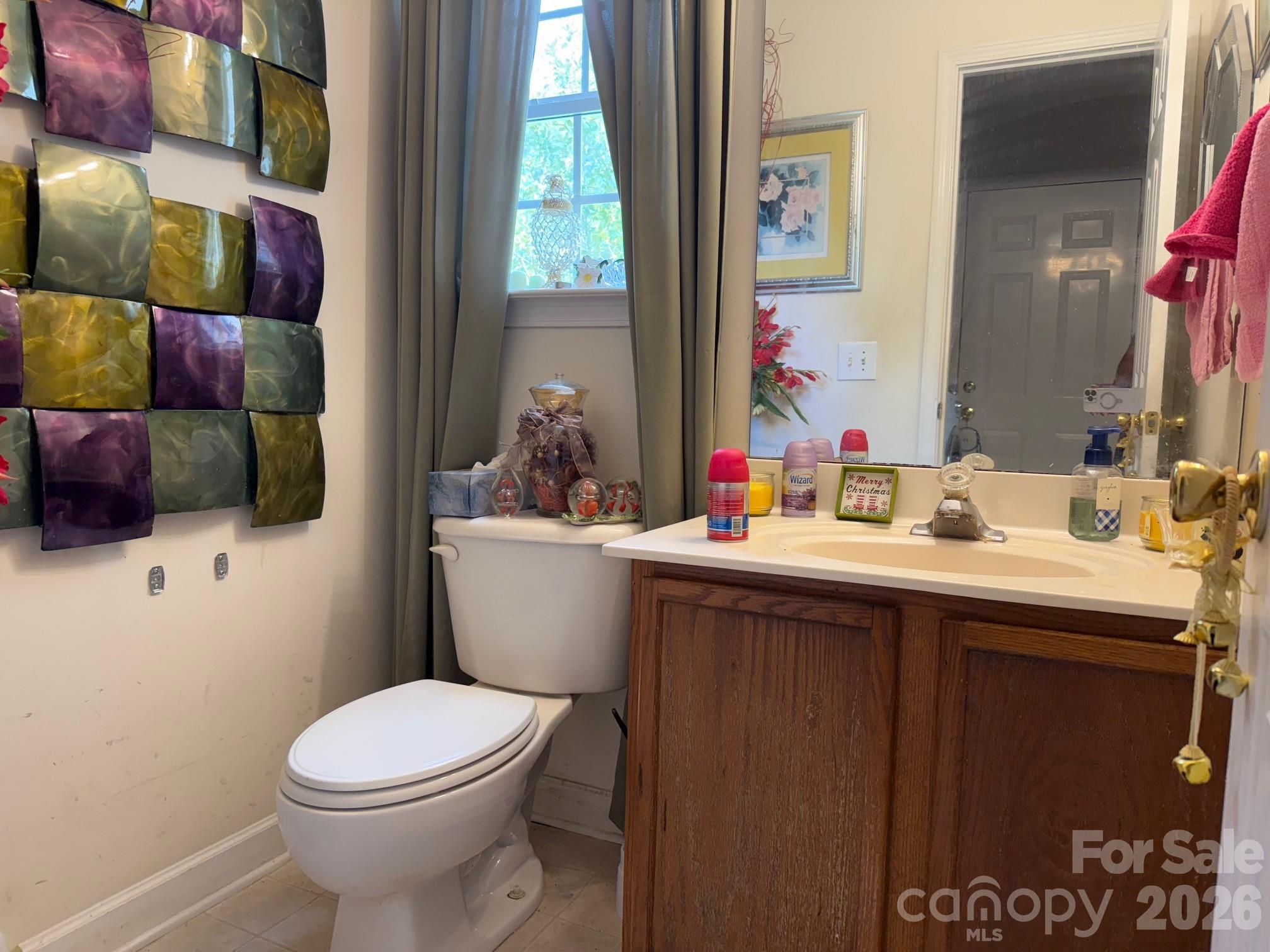 4046 W Fairmeadow Drive — Lancaster