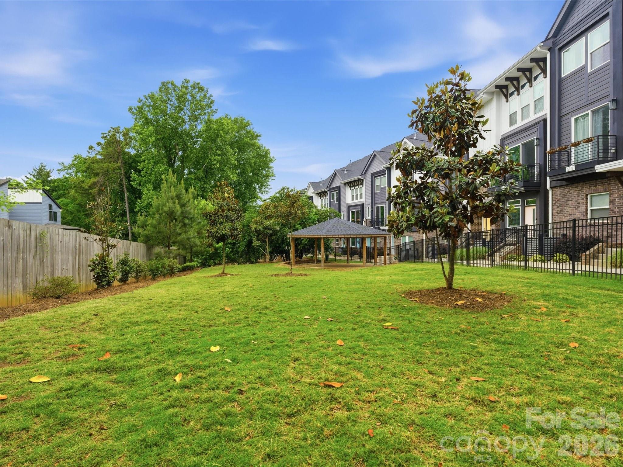 606 West End Drive — Charlotte