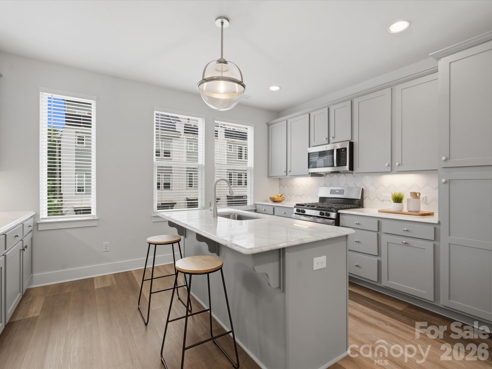 606 West End Drive — Charlotte