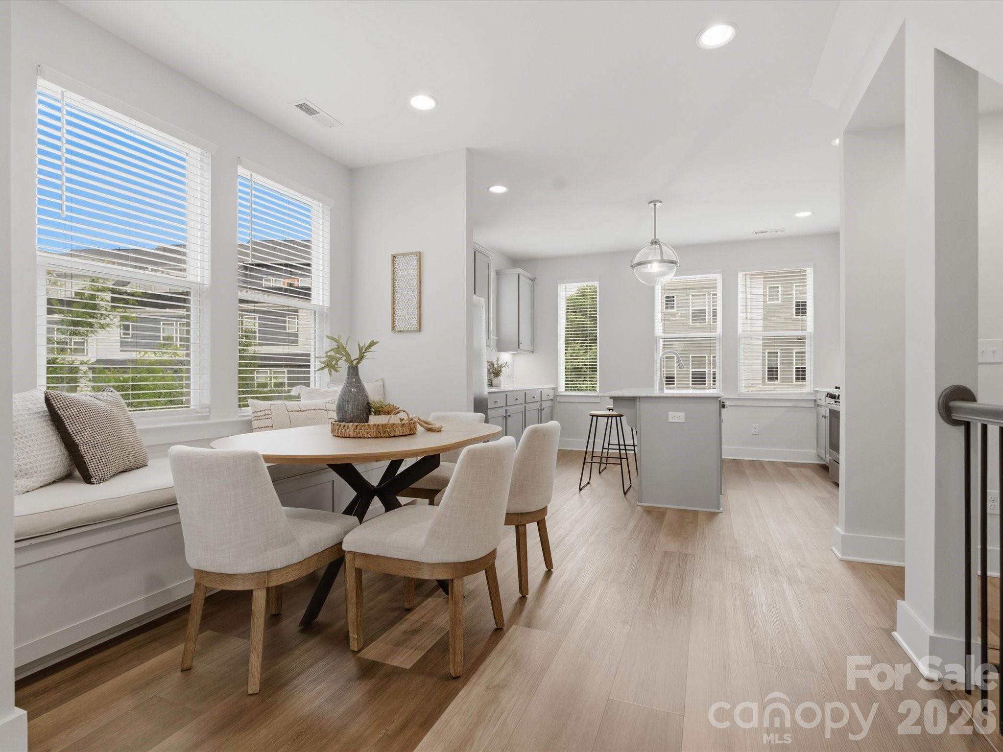 606 West End Drive — Charlotte