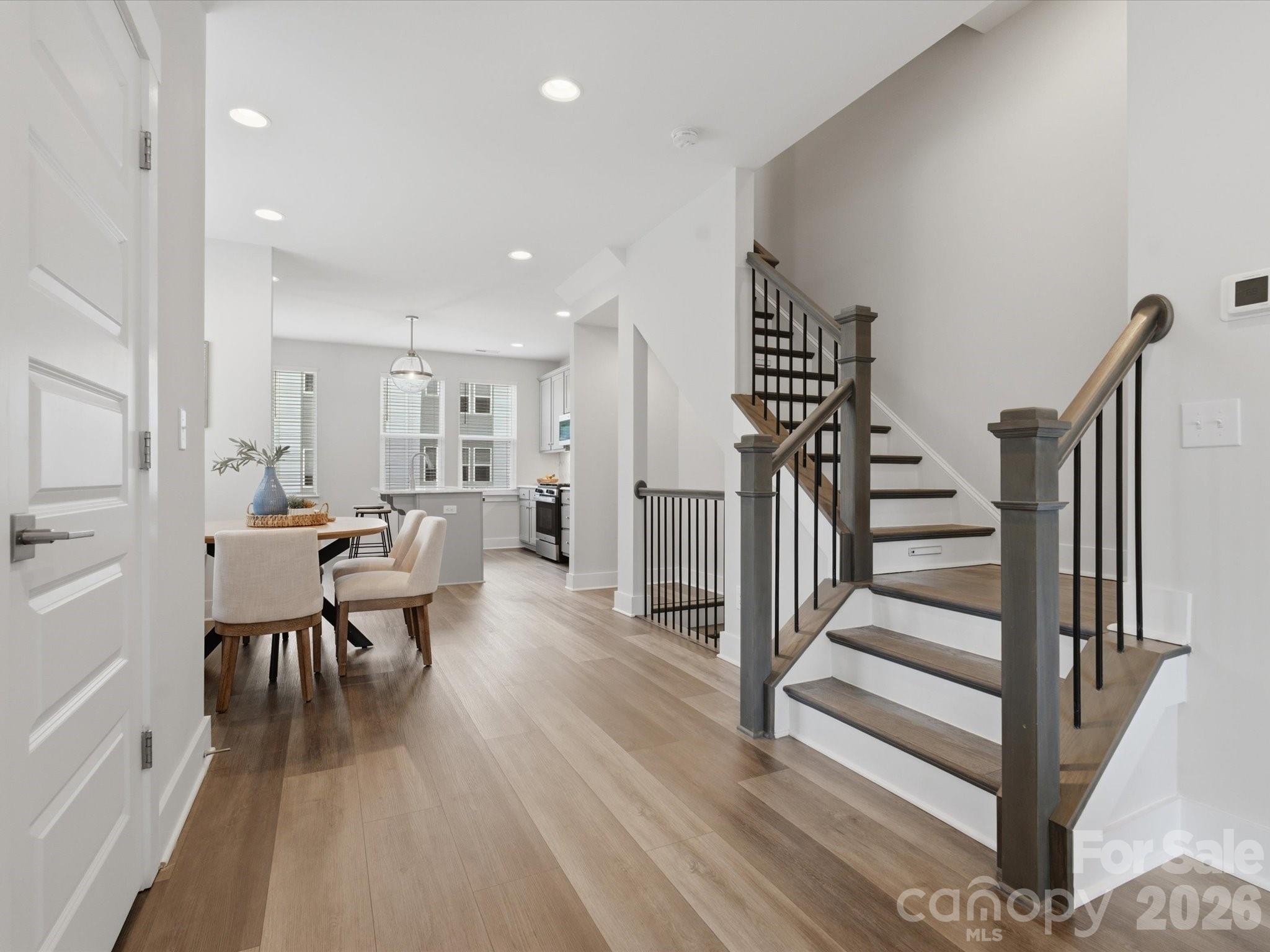 606 West End Drive — Charlotte