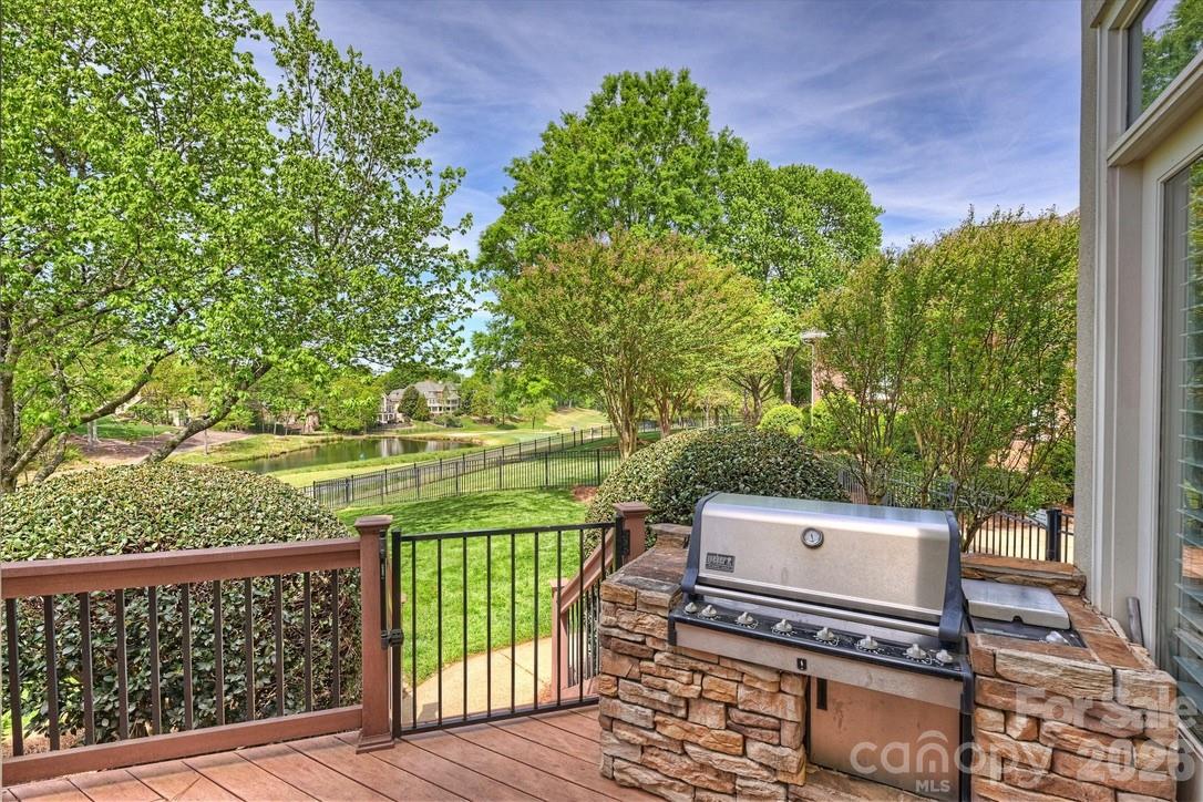 7010 Seton House Lane — Charlotte
