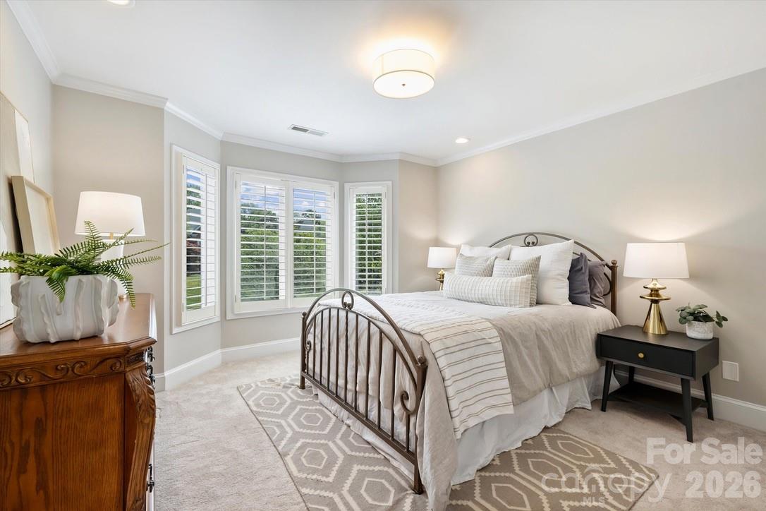 7010 Seton House Lane — Charlotte