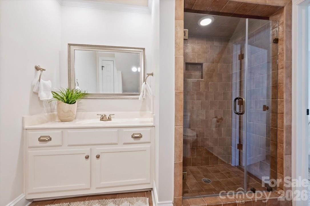 7010 Seton House Lane — Charlotte