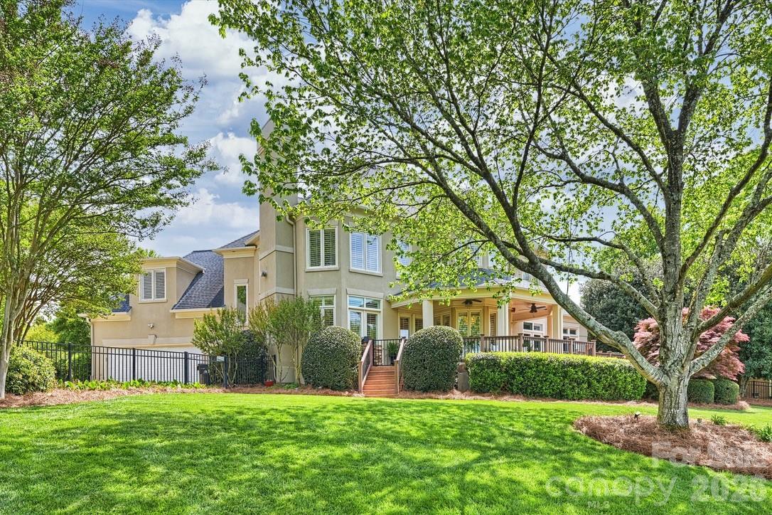 7010 Seton House Lane — Charlotte