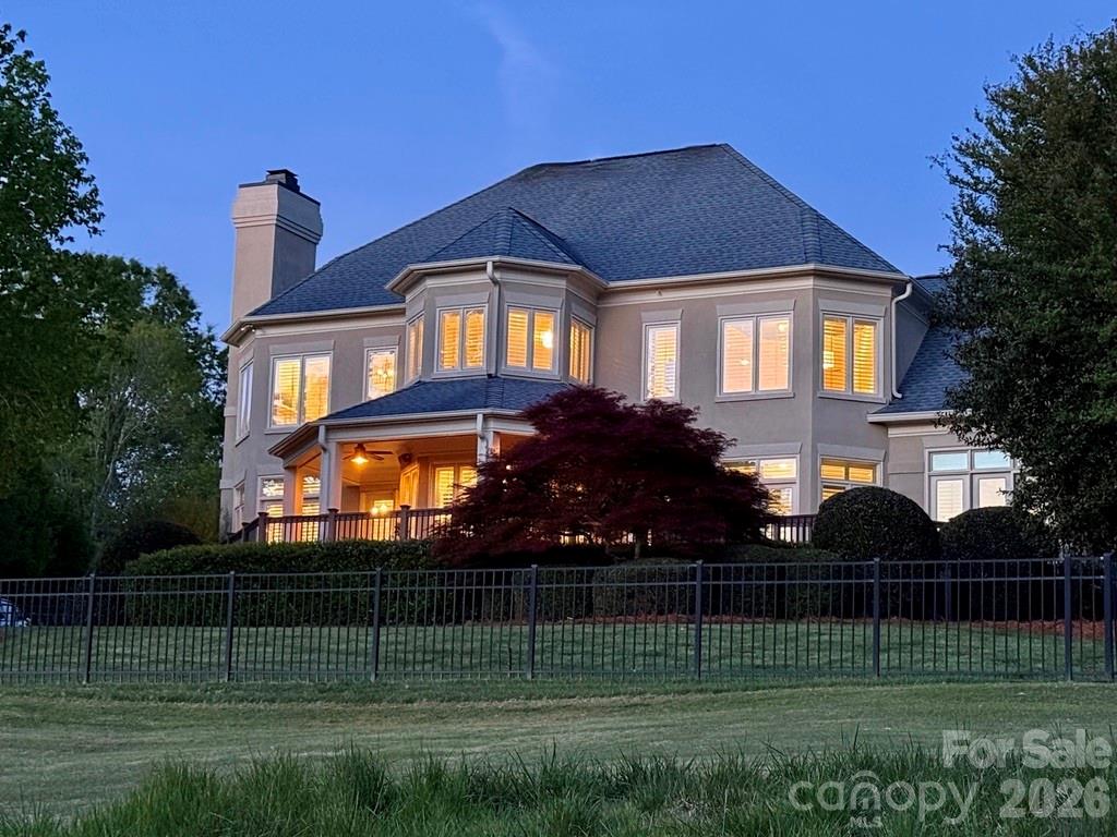 7010 Seton House Lane — Charlotte