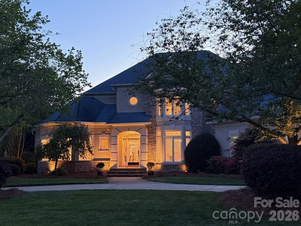 7010 Seton House Lane — Charlotte