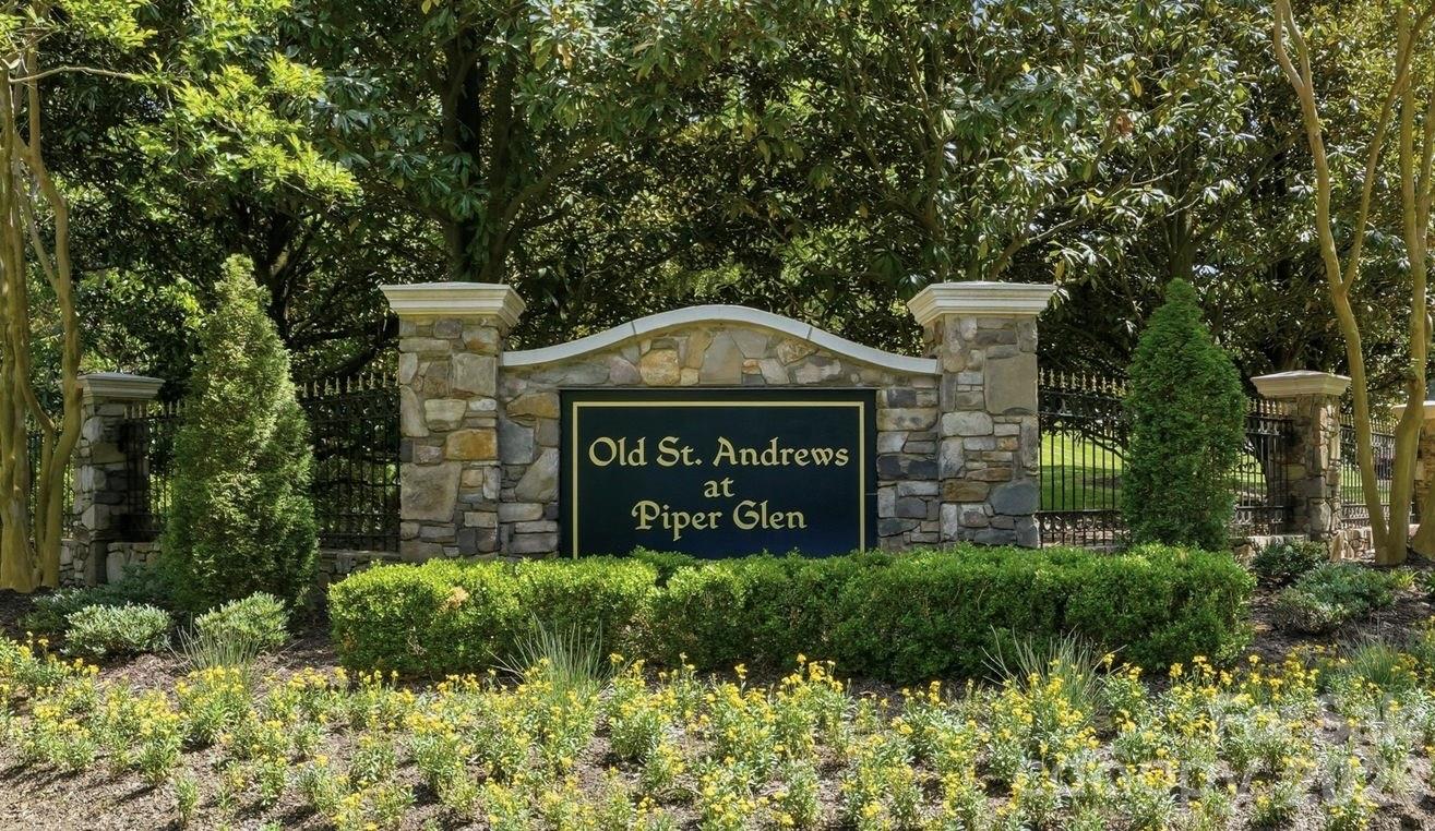 7010 Seton House Lane — Charlotte