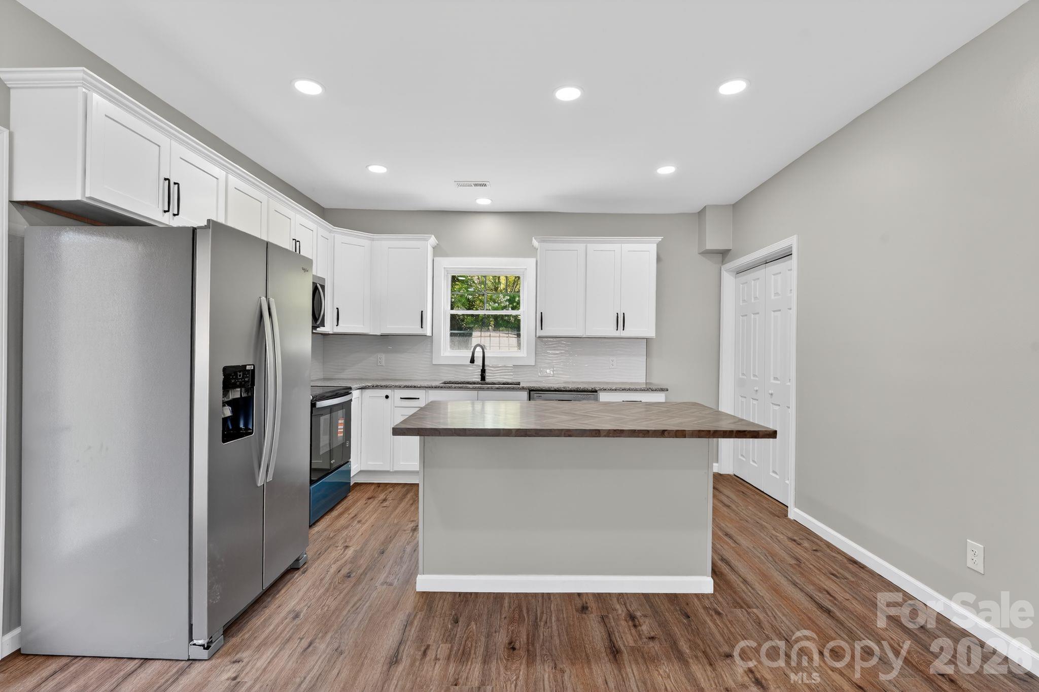 344 Mayflower Avenue — Cramerton