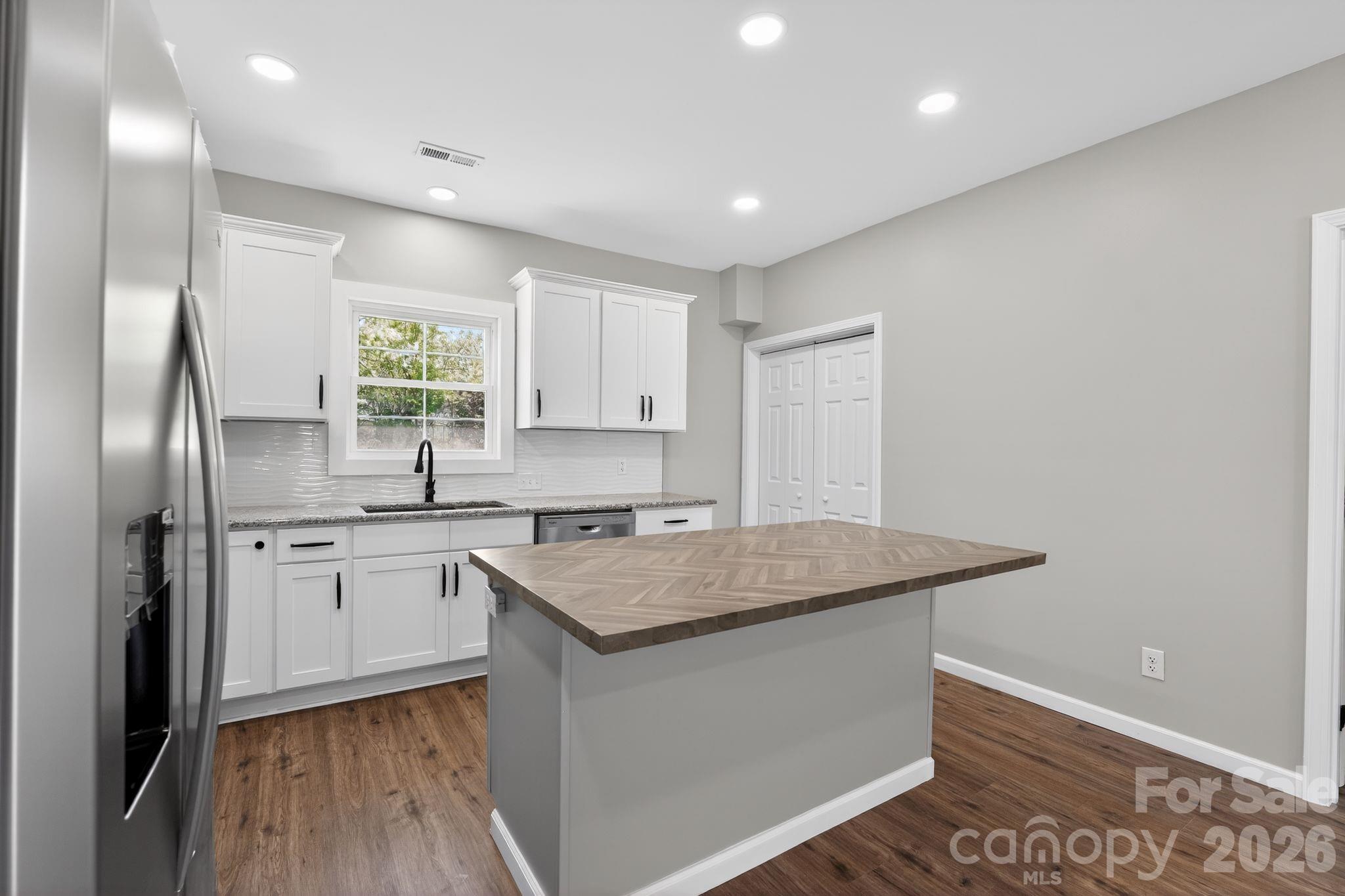 344 Mayflower Avenue — Cramerton
