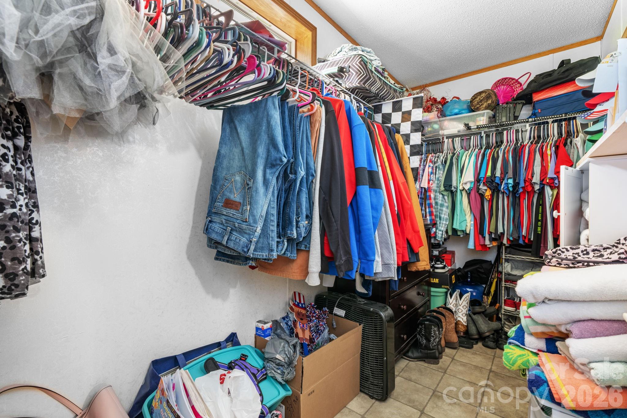 3634 Hillview Drive NE — Conover