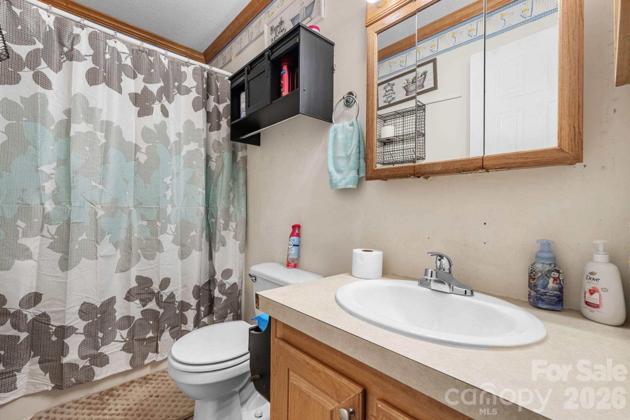 3634 Hillview Drive NE — Conover