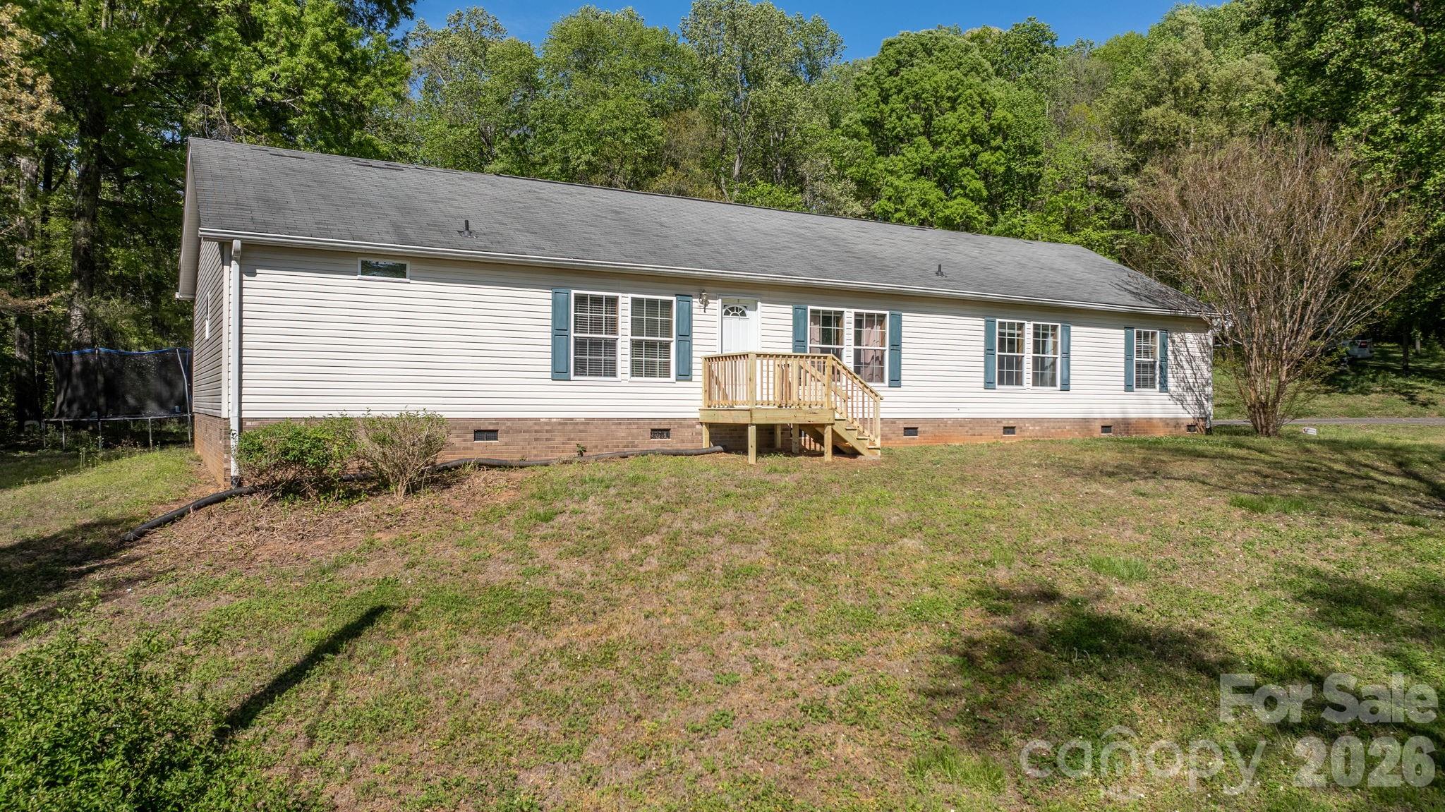 3634 Hillview Drive NE — Conover