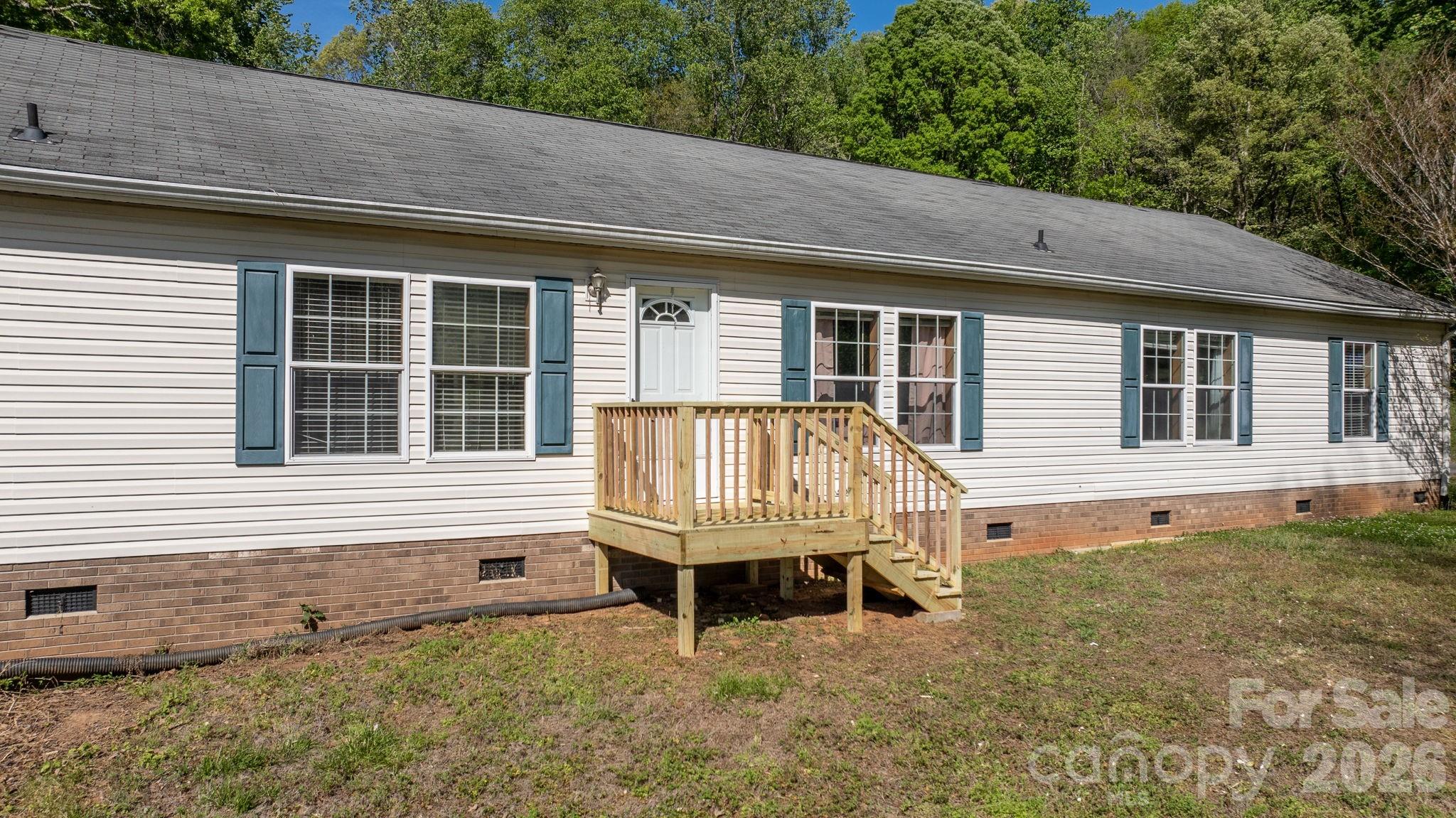 3634 Hillview Drive NE — Conover