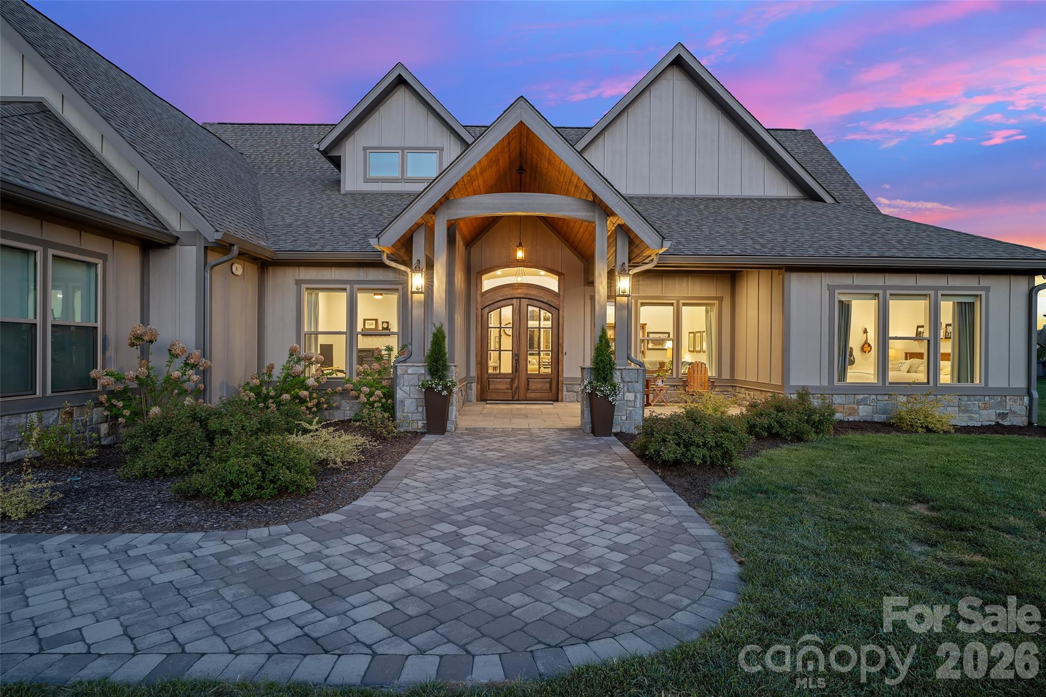 480 Daniel Circle Drive — Mills River