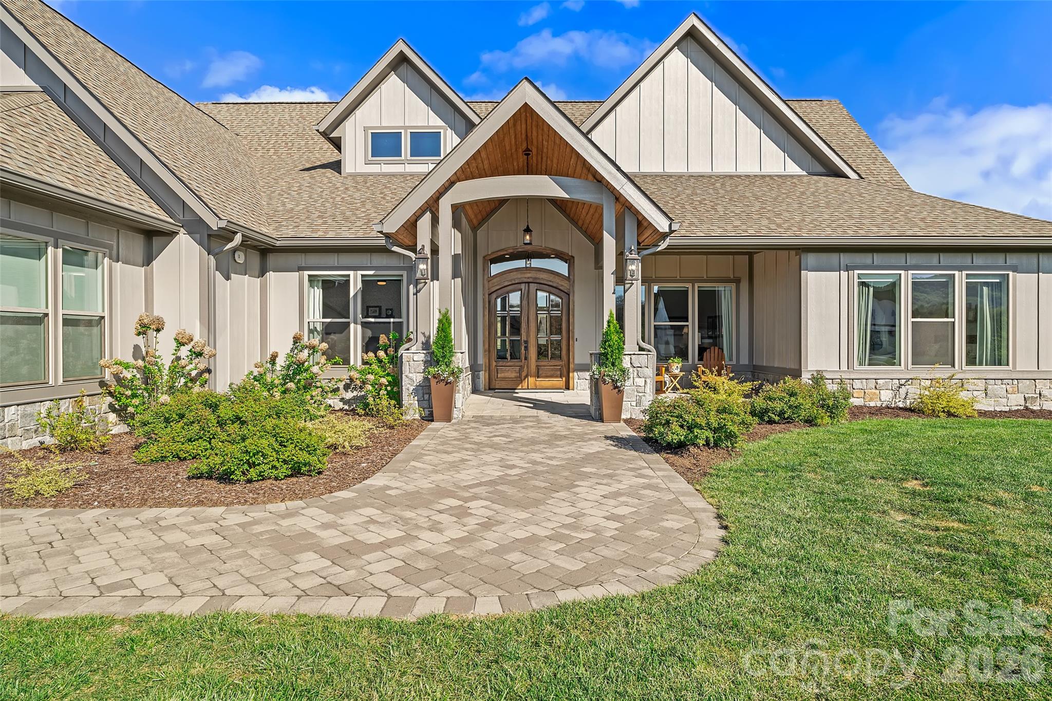 480 Daniel Circle Drive — Mills River