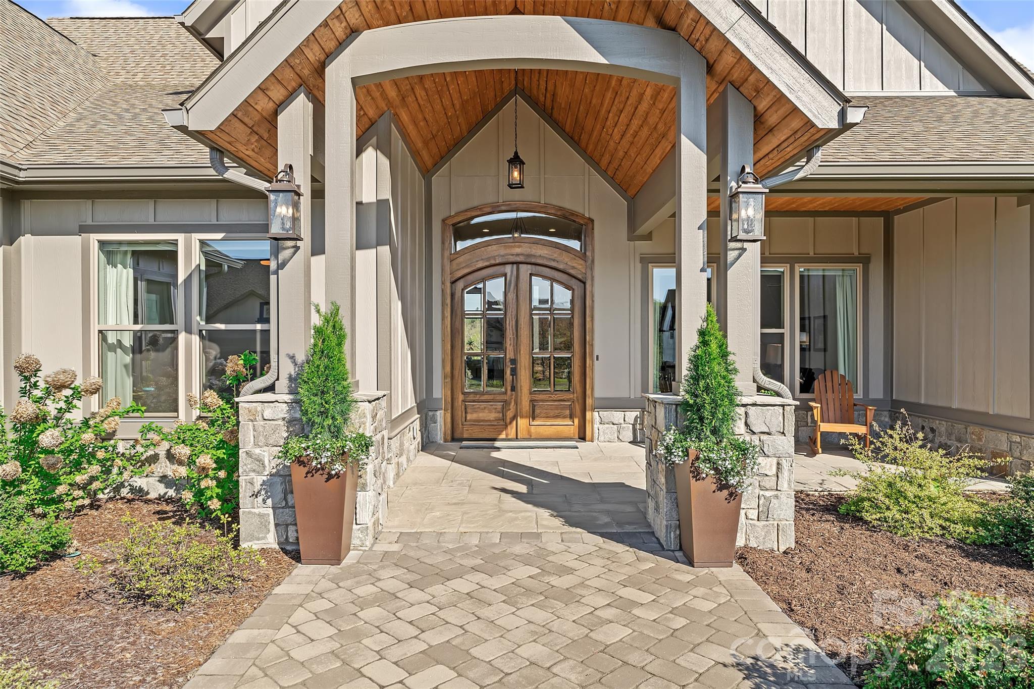 480 Daniel Circle Drive — Mills River