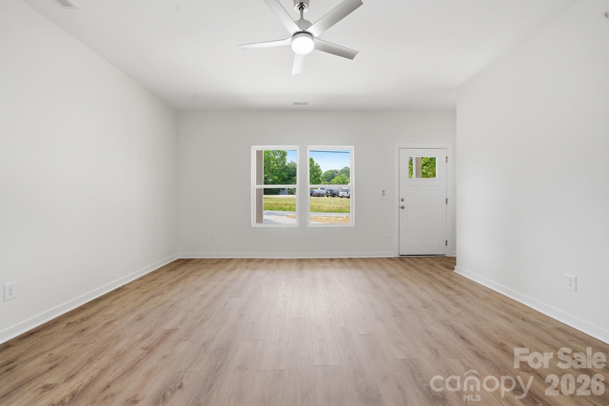 1150 Sloop Avenue — Kannapolis