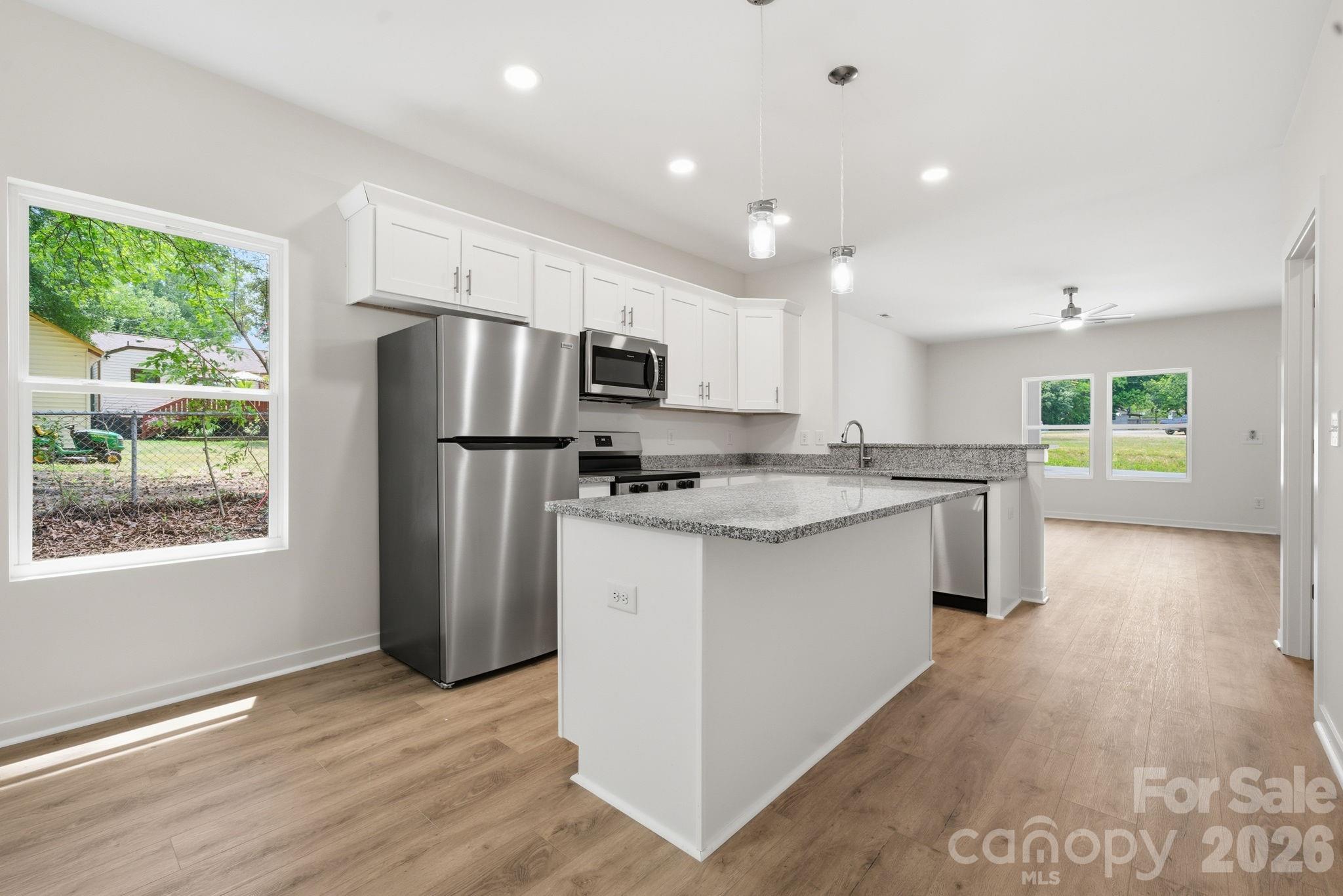 1150 Sloop Avenue — Kannapolis