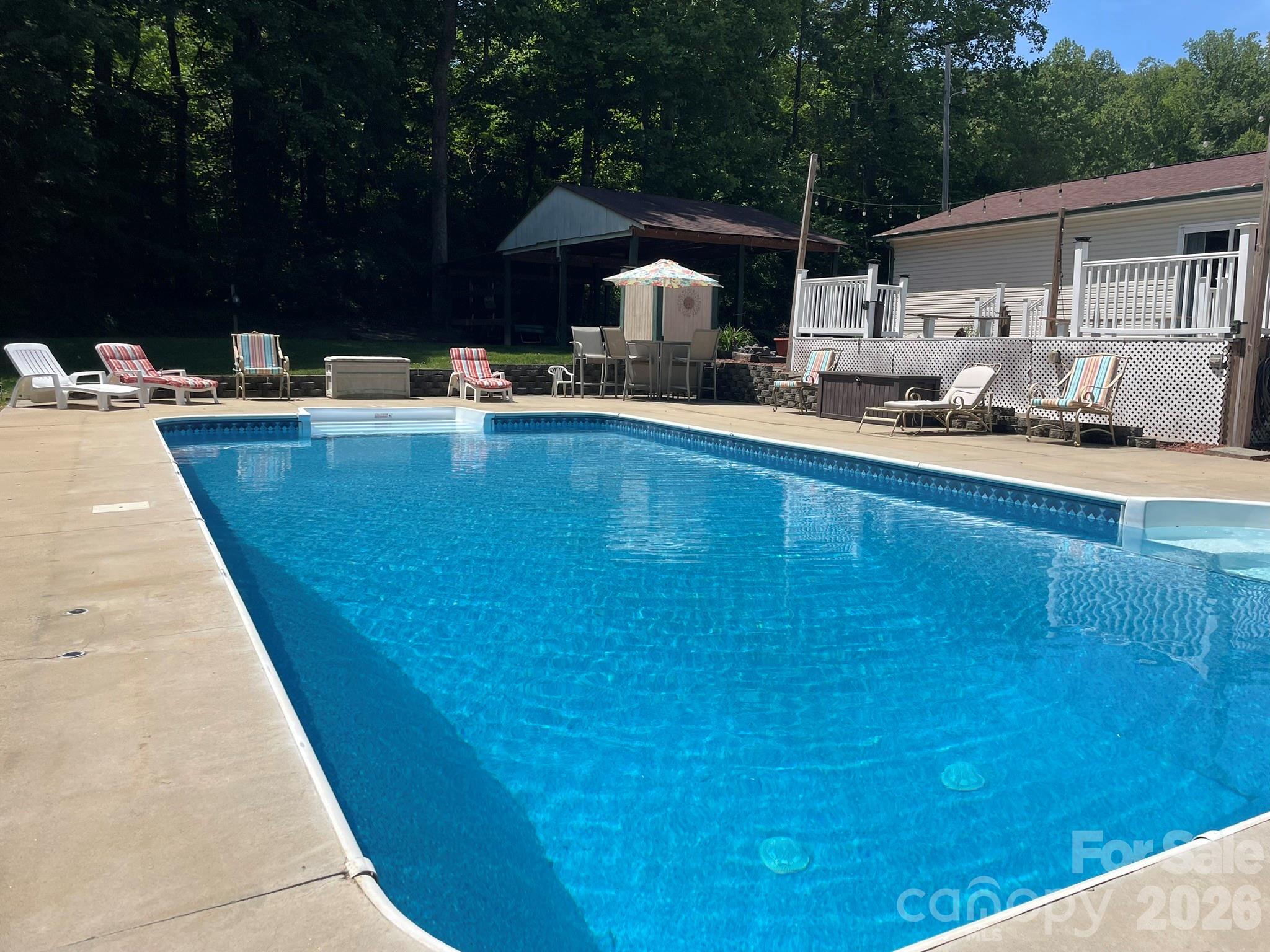 3813 NC Hwy 18 South — Morganton