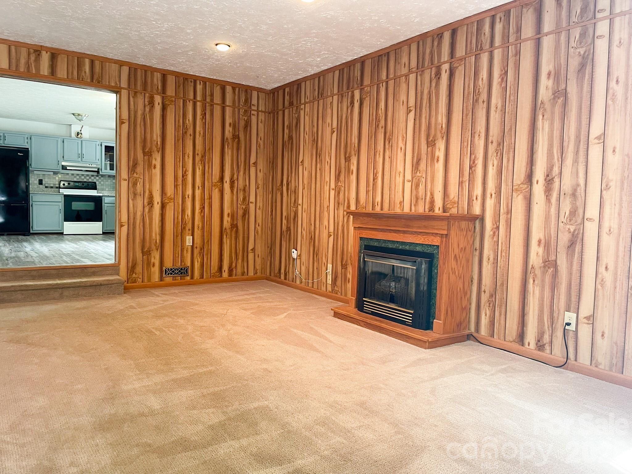 3813 NC Hwy 18 South — Morganton