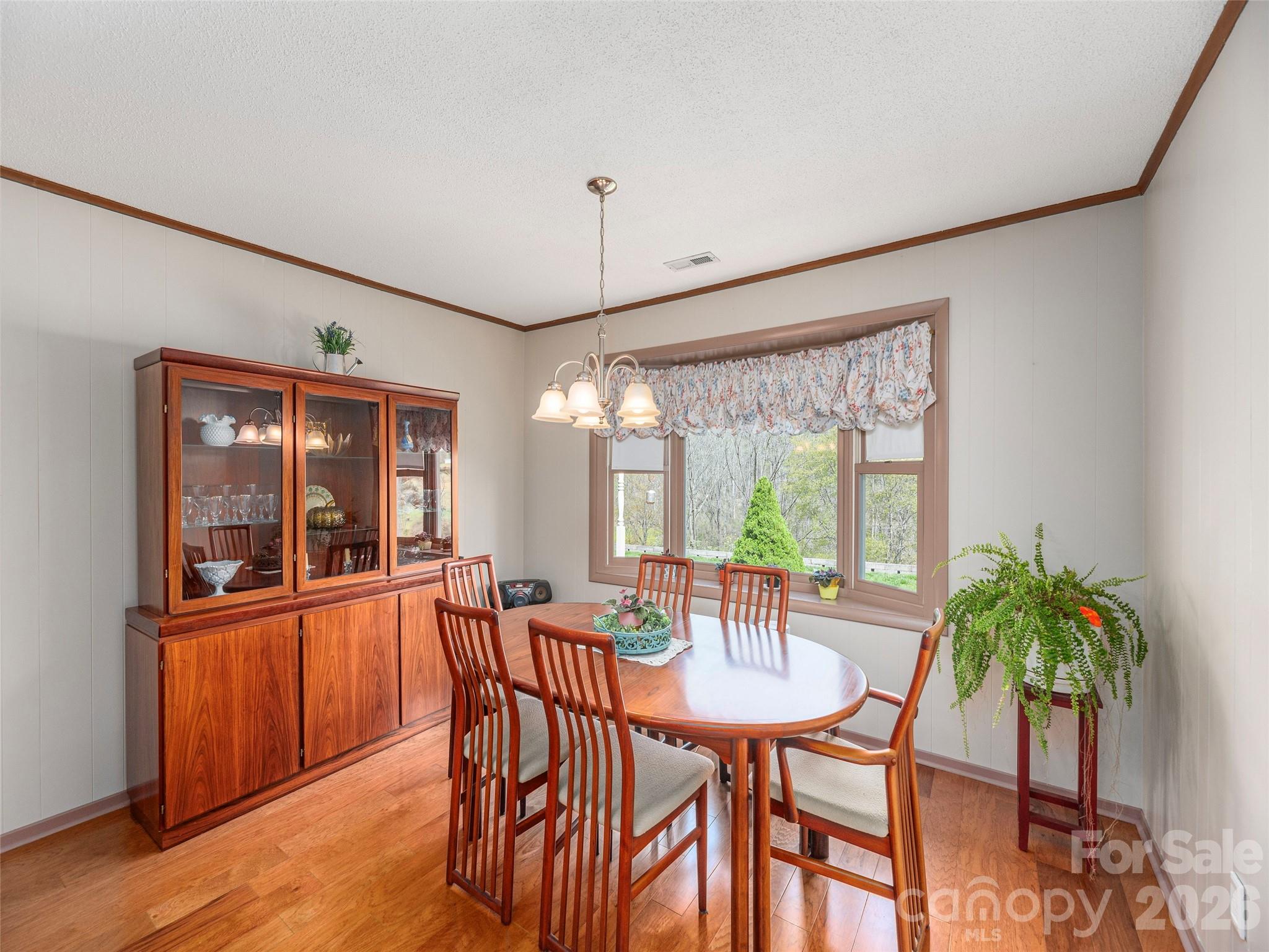 444 Martin Branch Road — Leicester