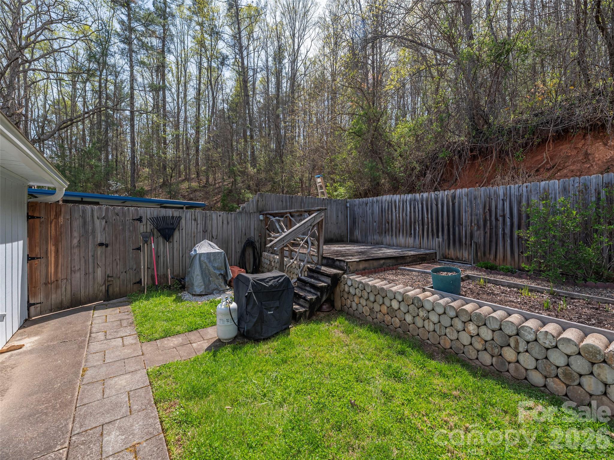 444 Martin Branch Road — Leicester