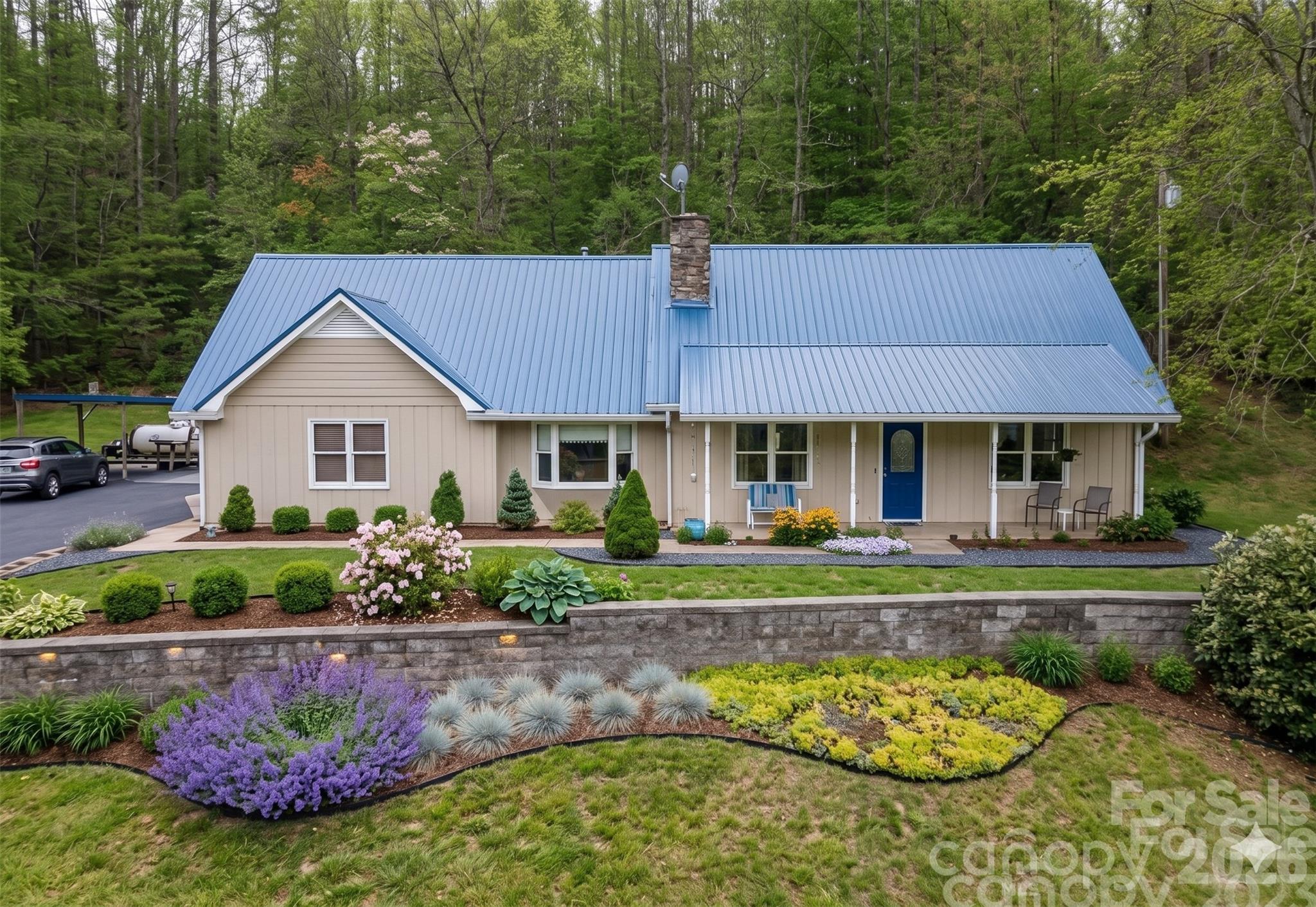 444 Martin Branch Road — Leicester