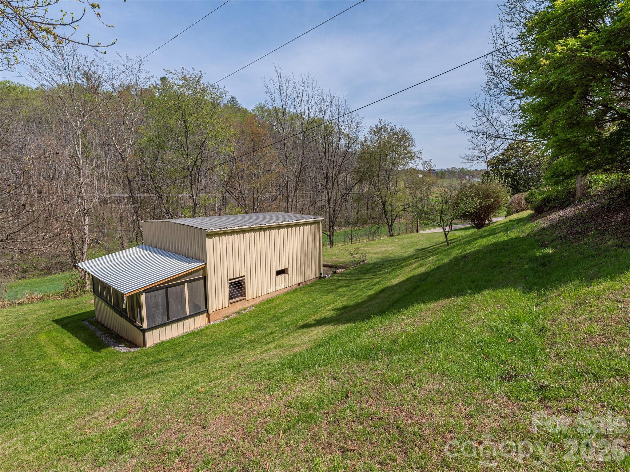 444 Martin Branch Road — Leicester