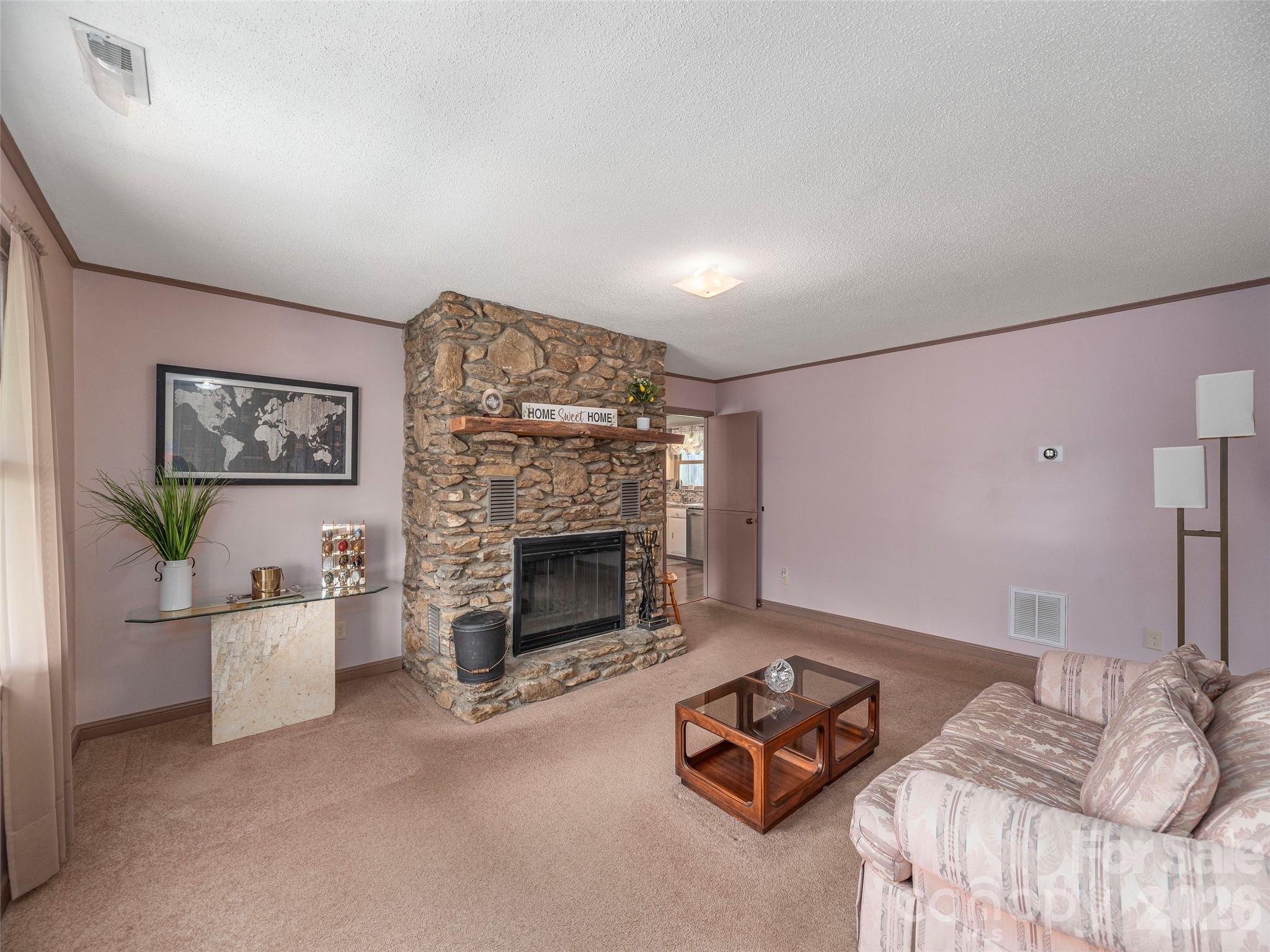 444 Martin Branch Road — Leicester