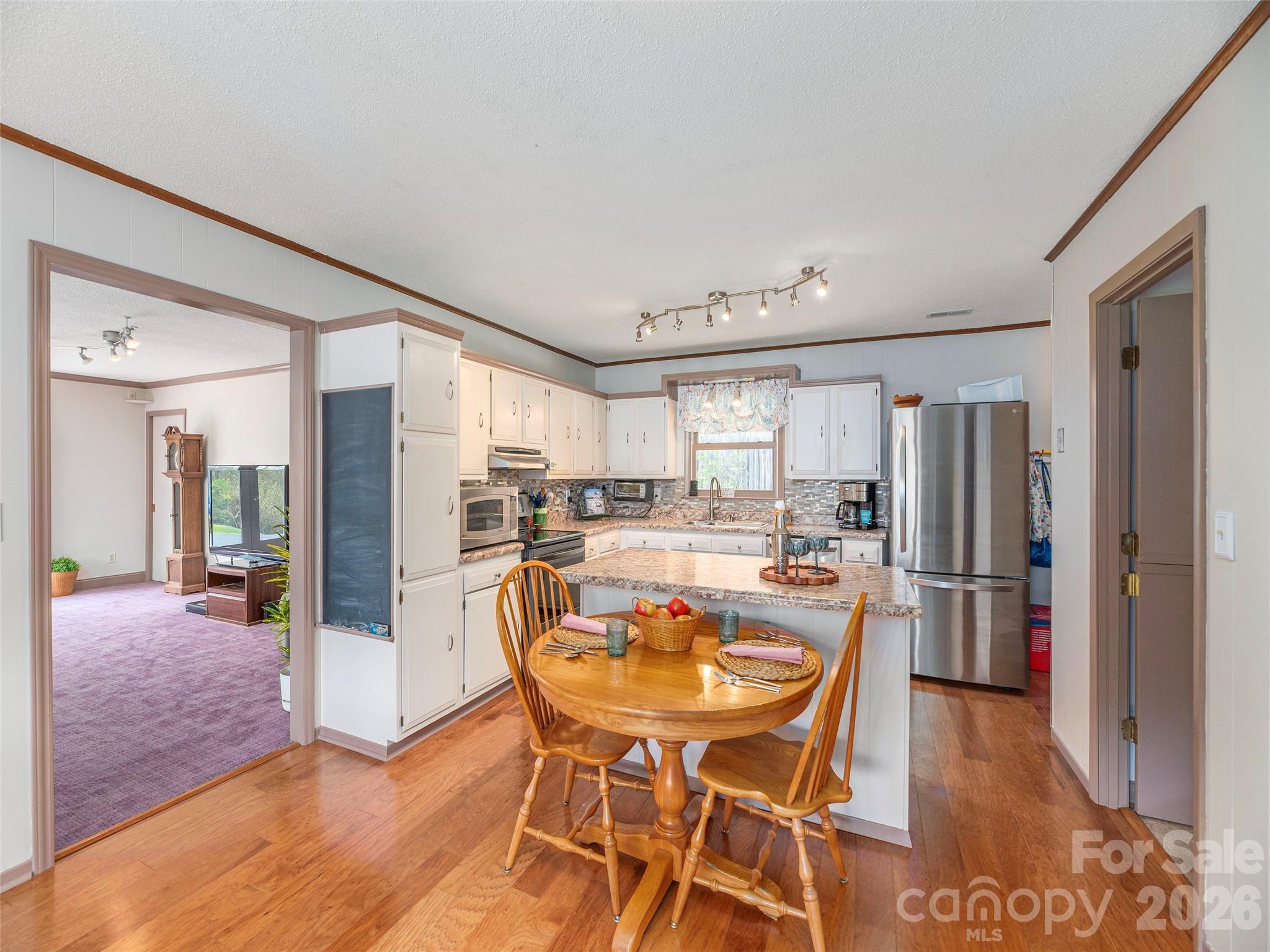 444 Martin Branch Road — Leicester
