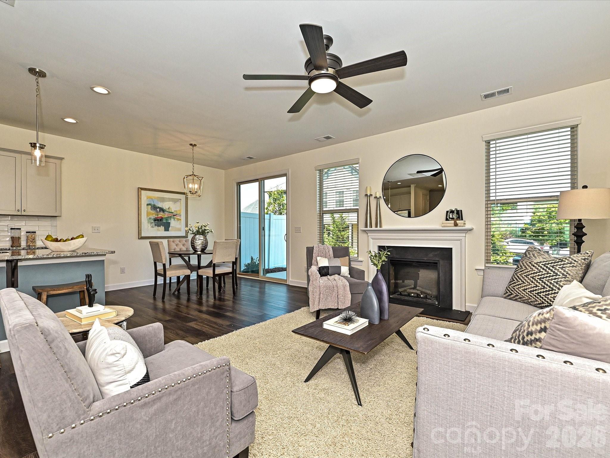 9238 Glenburn Lane — Charlotte