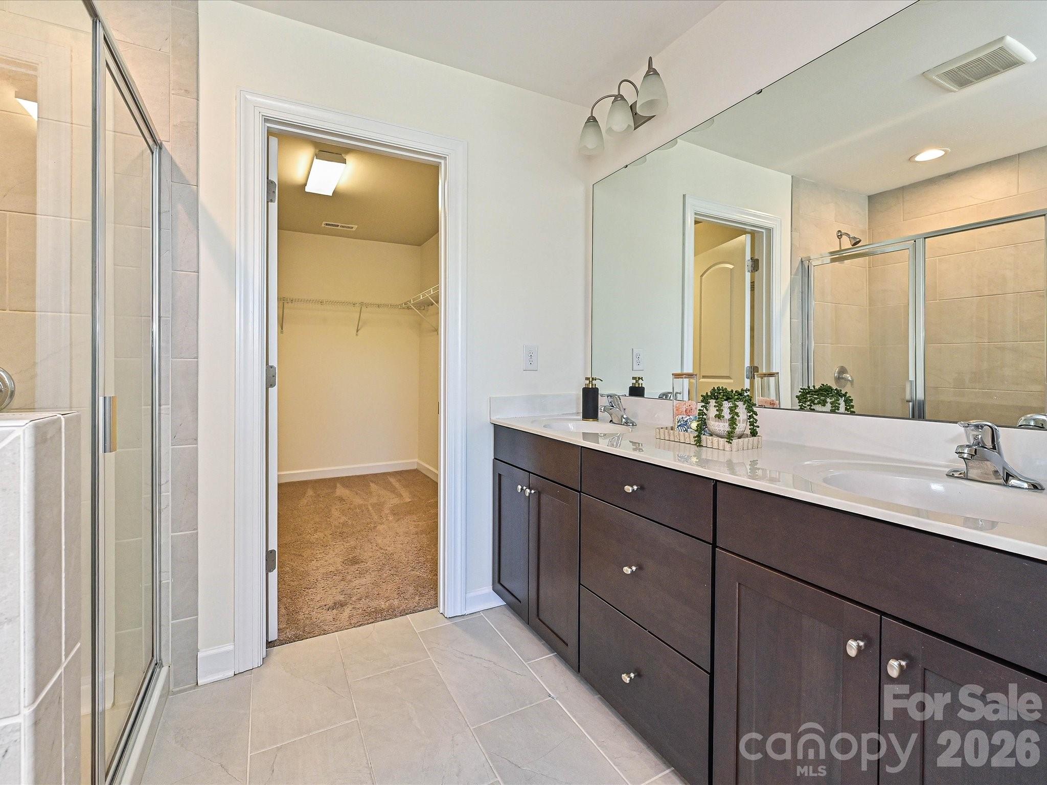 9238 Glenburn Lane — Charlotte